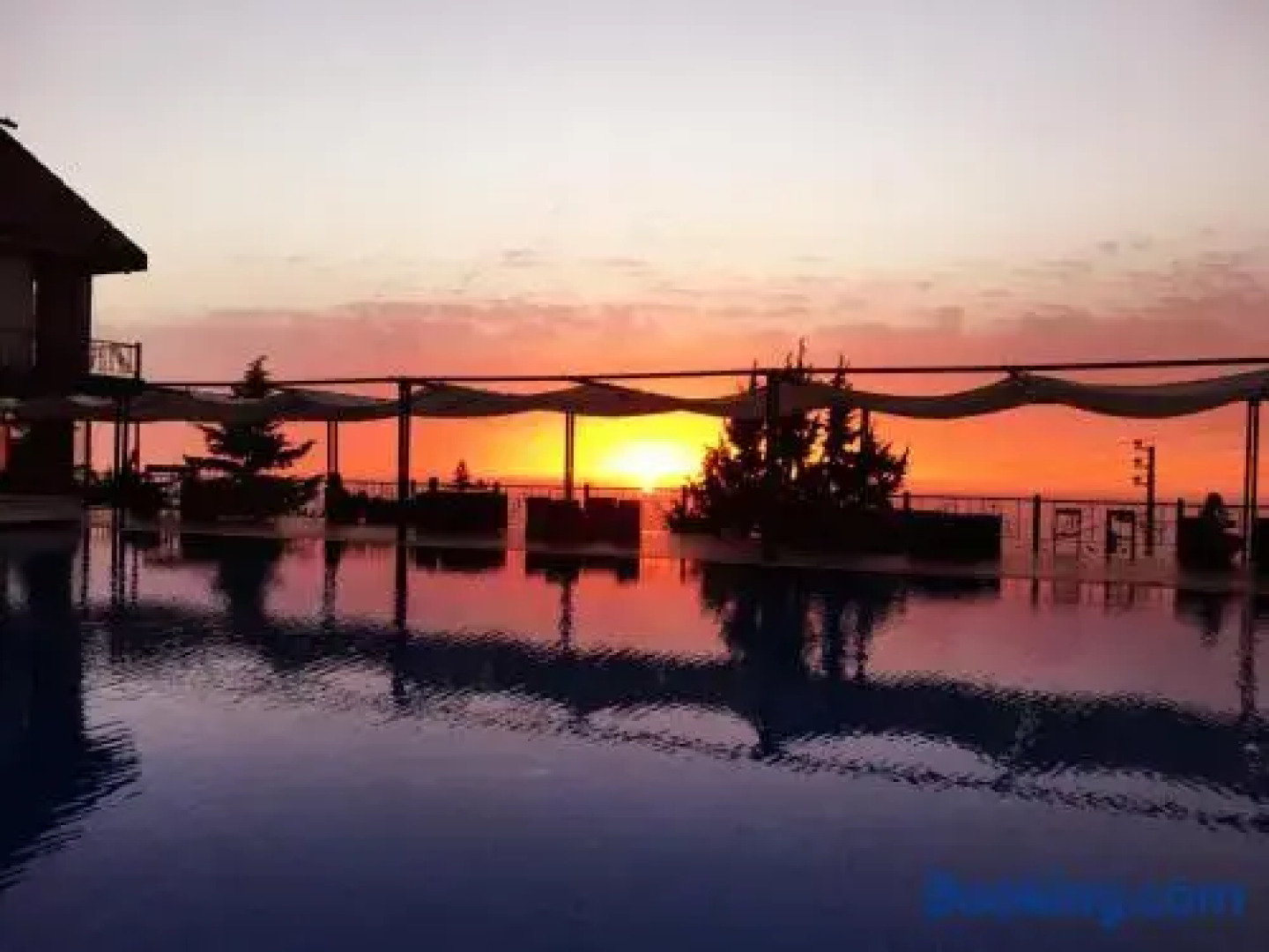 Master's Hotel - Ehden