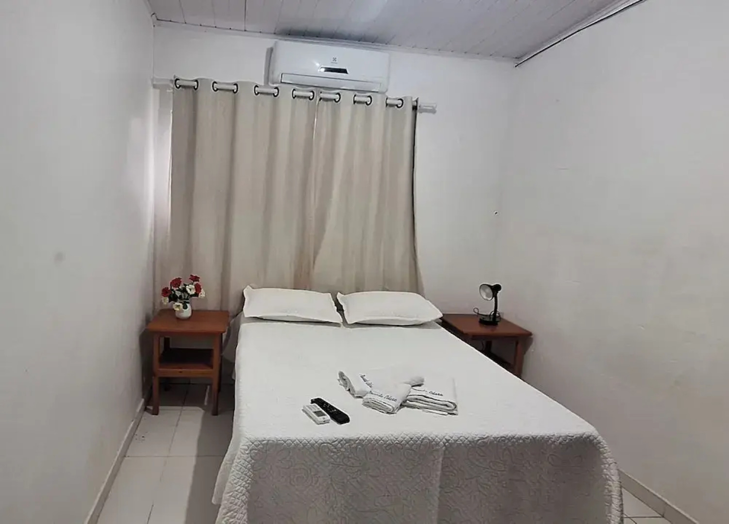 pousada da tia Lúcia-Loft Rosa Amarela