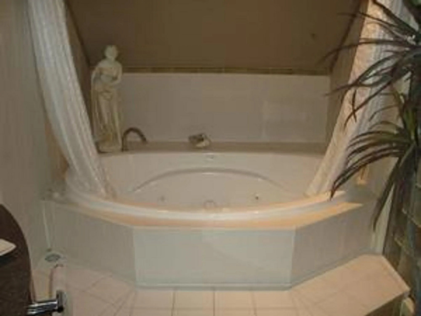 GG gateway to the Gordon