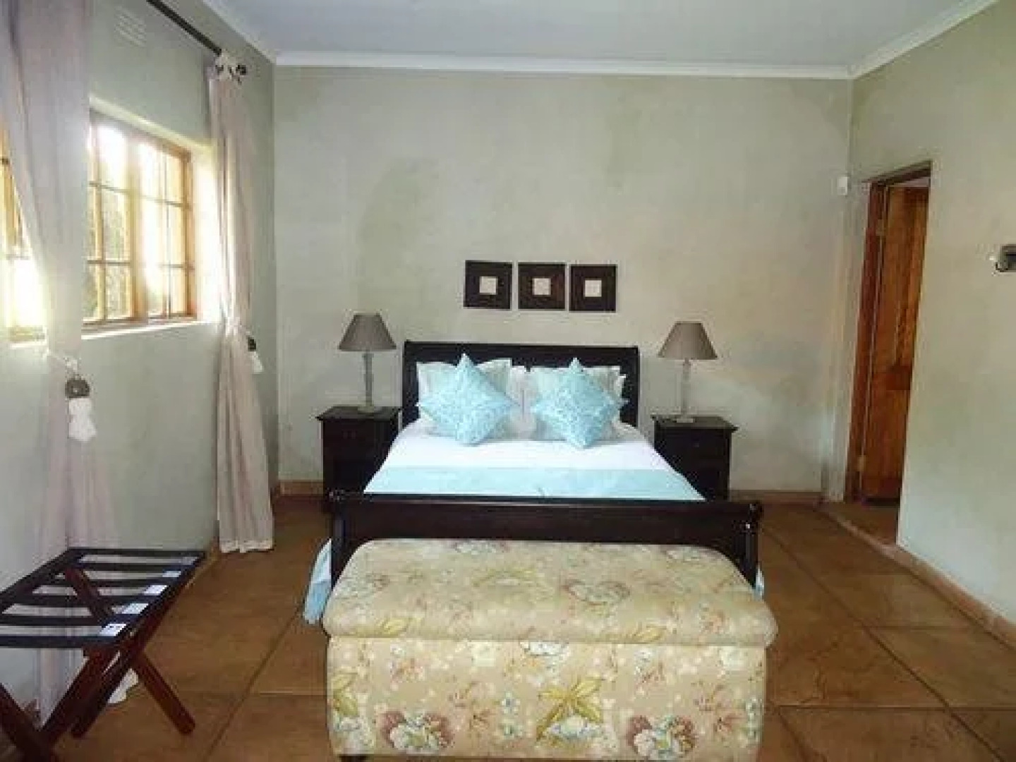 Tindlovu Country Lodge
