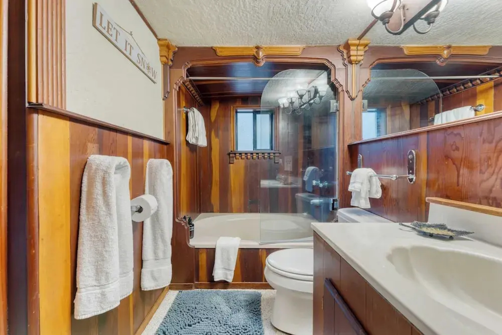 Riversong Lodge by Avantstay Sauna + Hot Tub On The Truckee River