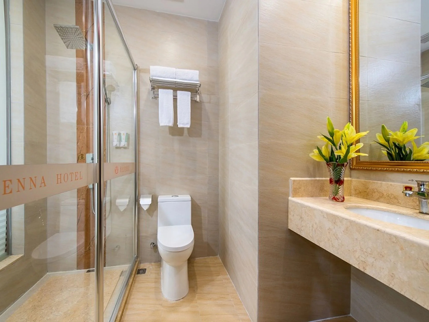 Vienna Hotel Shanwei Lufeng Jieshi Bus Station Branch