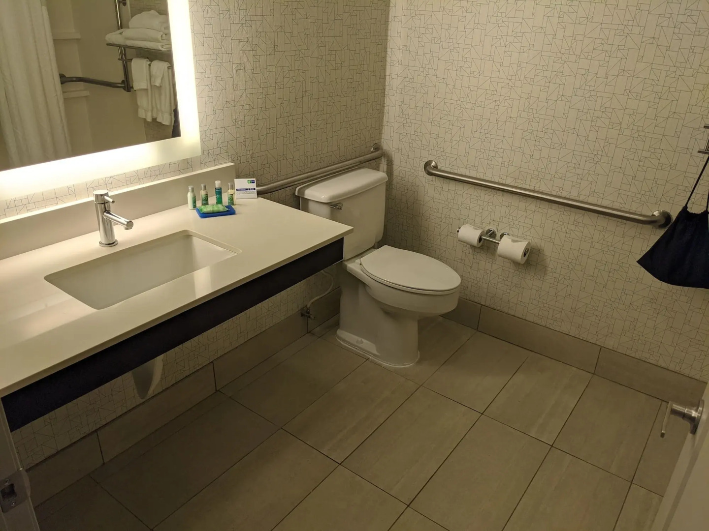 Holiday Inn Express Newberg - Wine Country by IHG