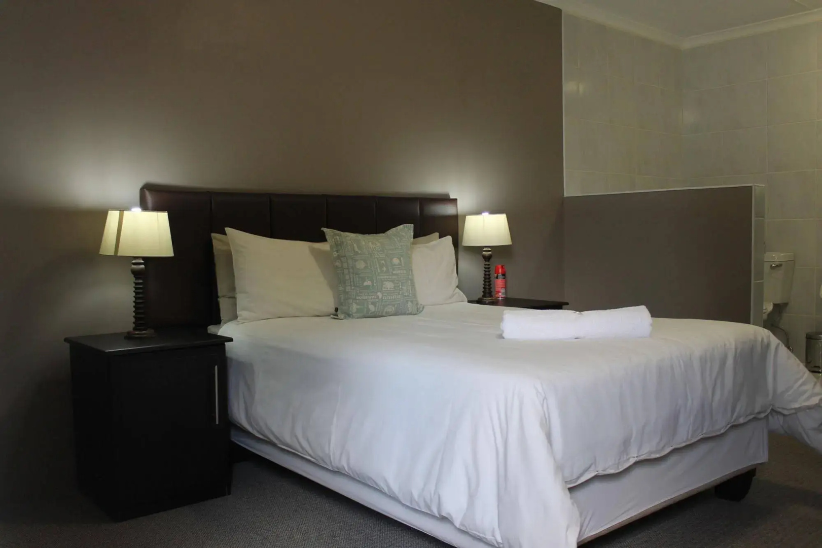 Fin and Feather Guesthouse