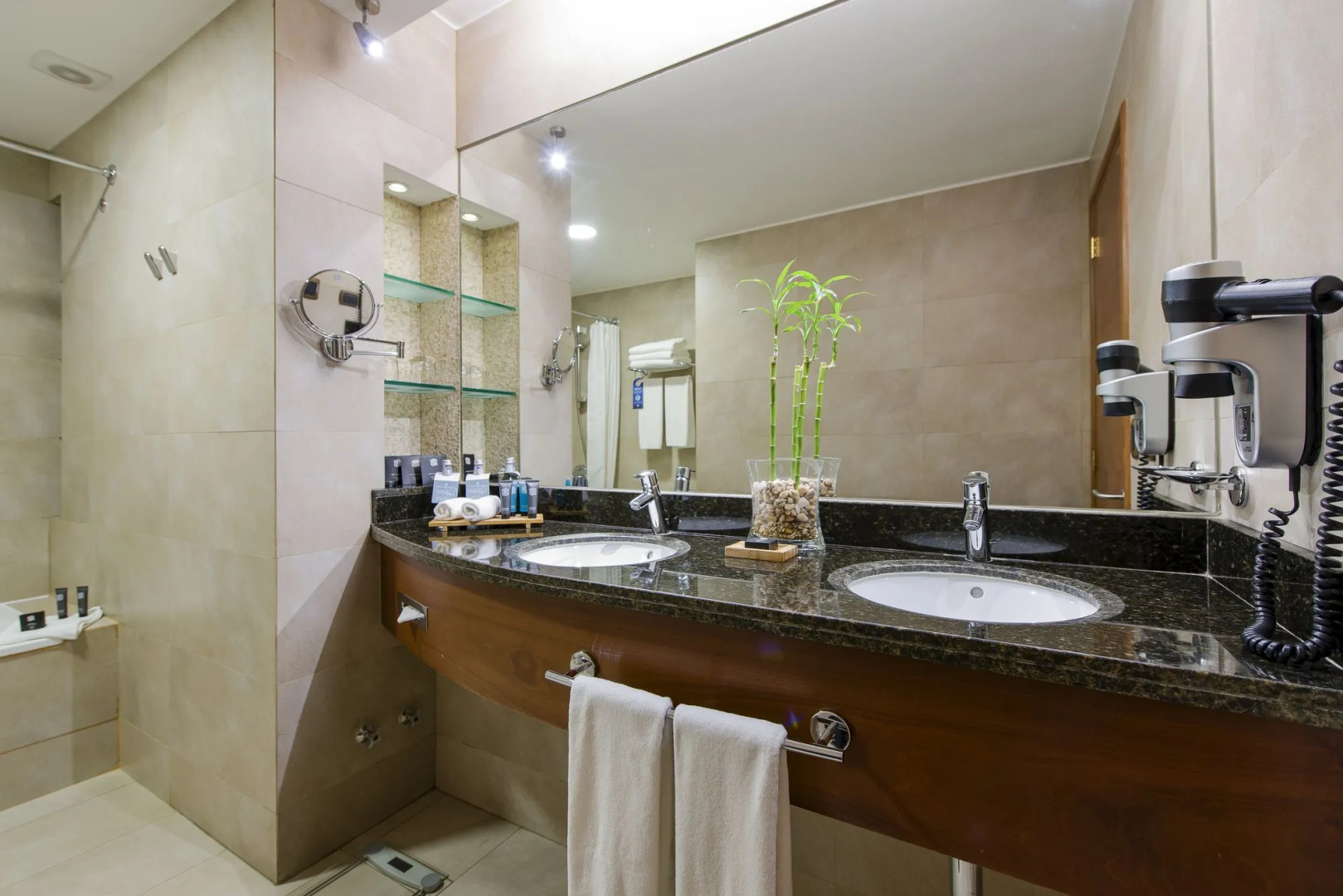 Hotel MDS Concepción