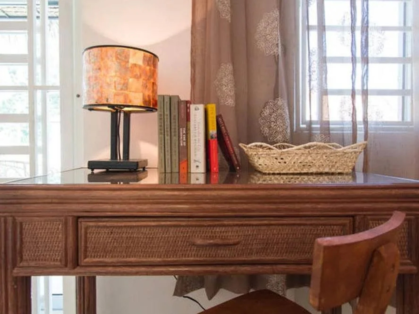 Balik Pulau BookLodge B&B