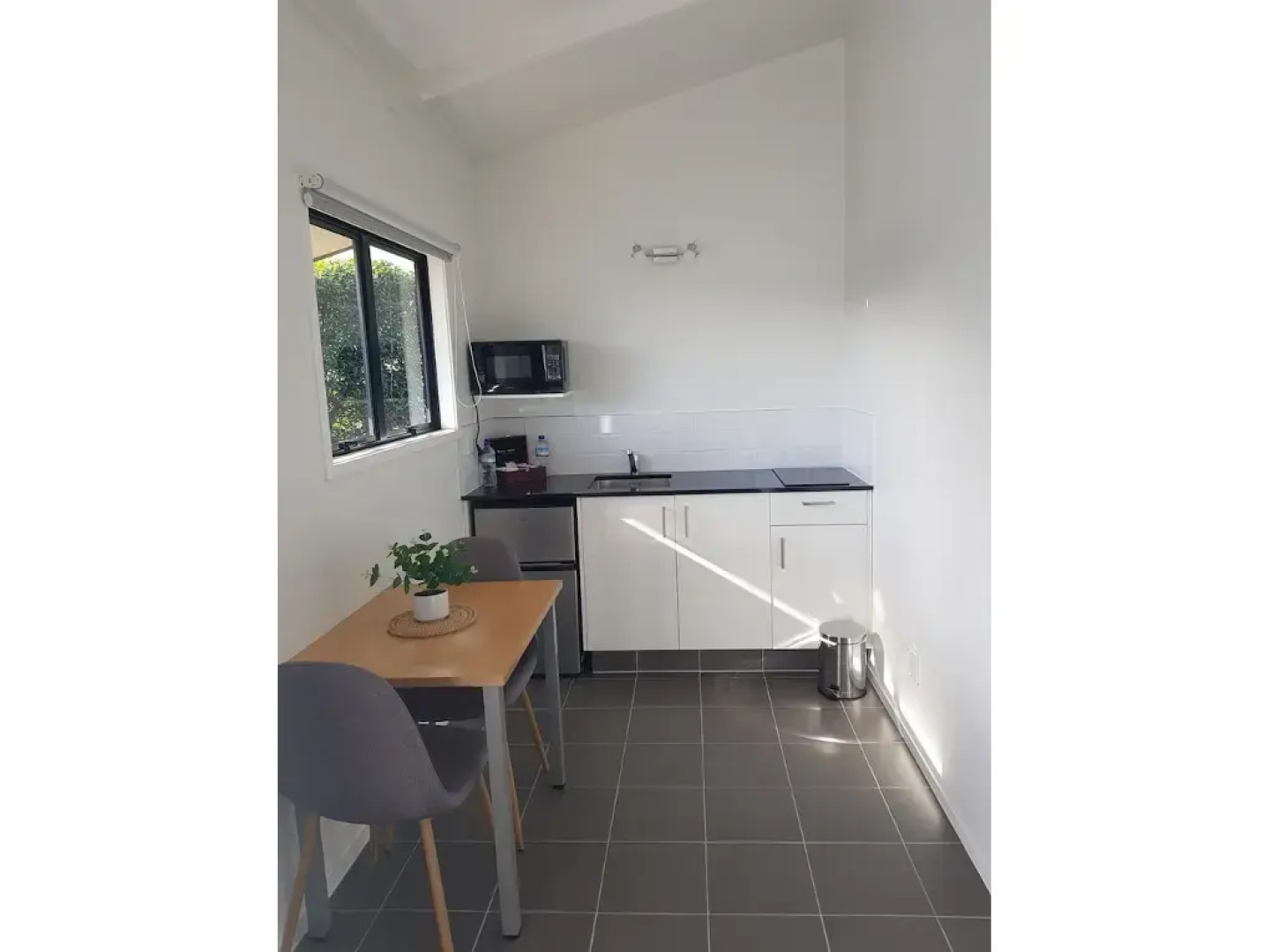 Tidewater Motel and Tourist Park - Hostel