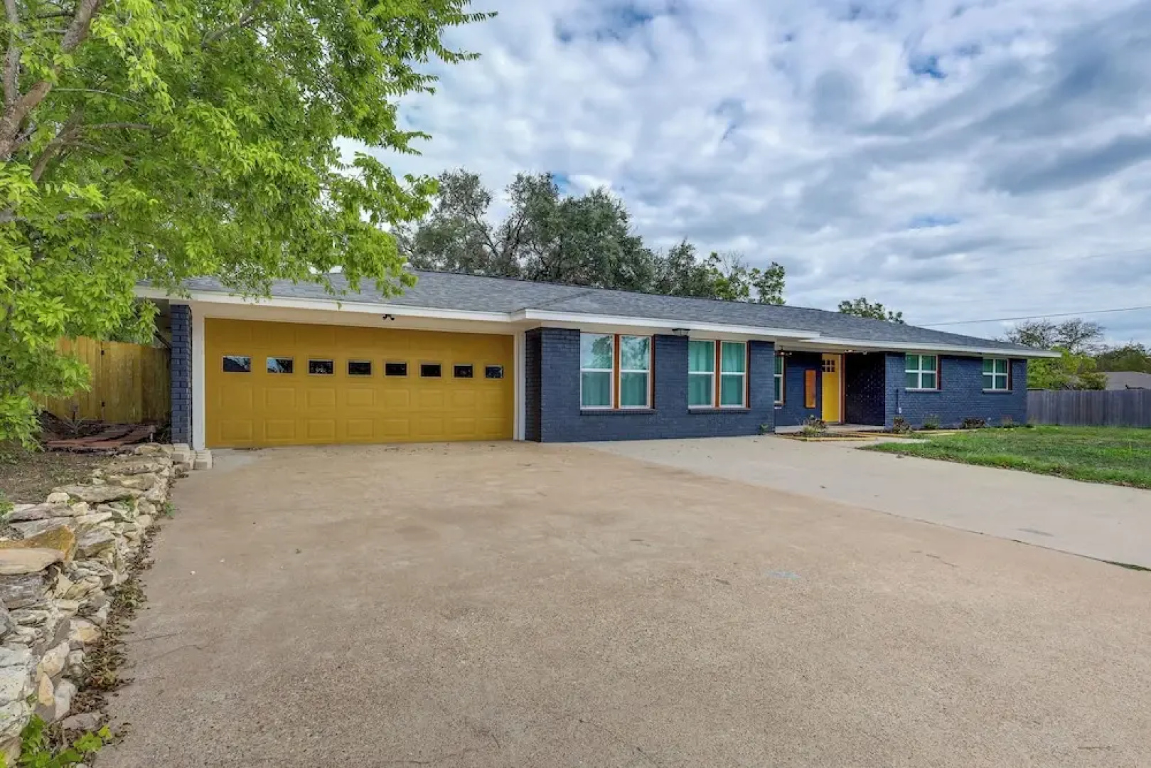 Temple Family Home: 4 Mi to Dtwn!