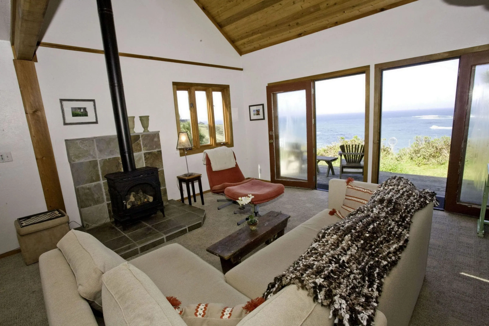 The Andiron -- Seaside Inn & Cabins