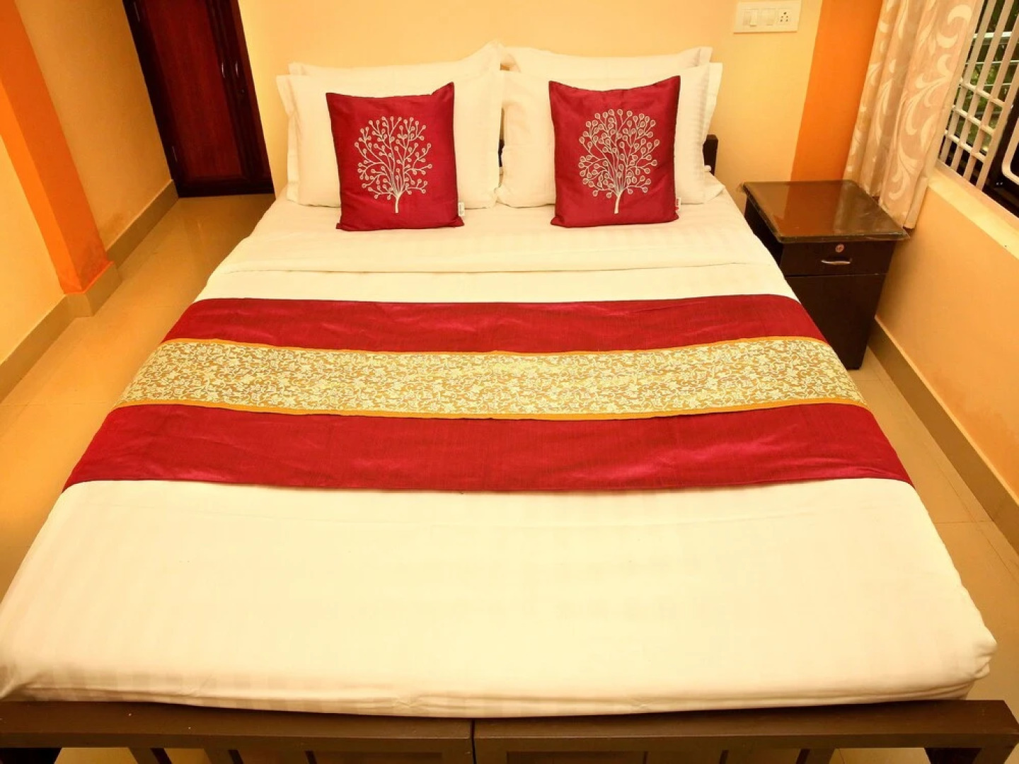 OYO 9619 Harmony Inn