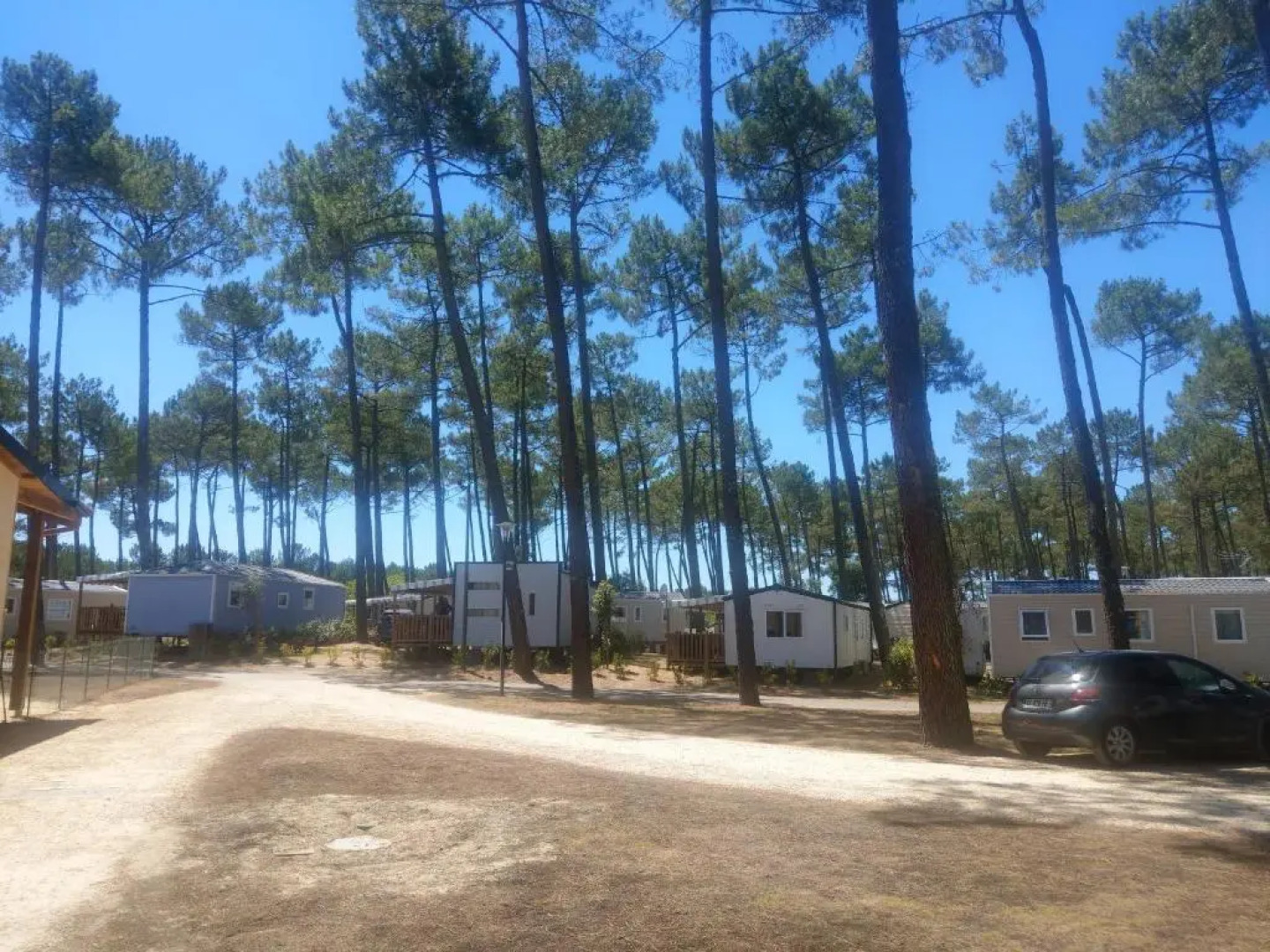 Bungalow de 3 chambres avec piscine partagee jardin amenage et wifi a Saint Julien en Born a 4 km de la plage