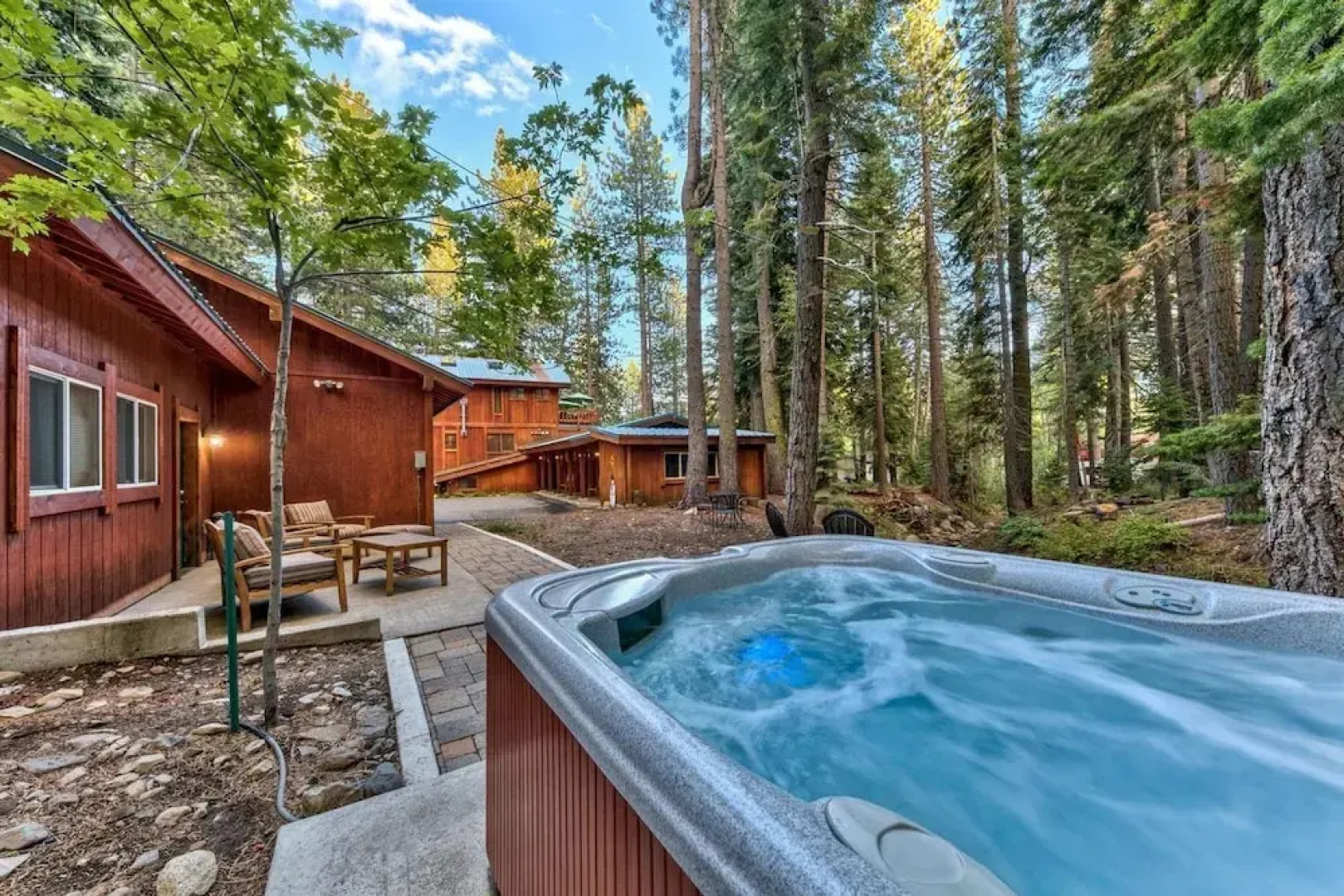 Donner Lake Inn