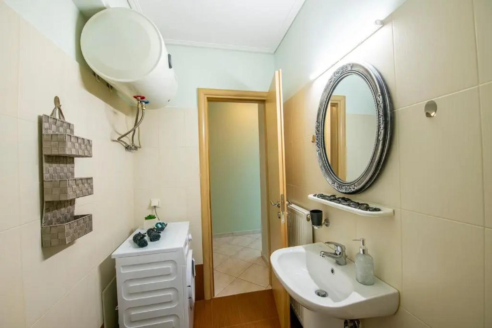 Laconian Collection Amanda's Boutique Apartment