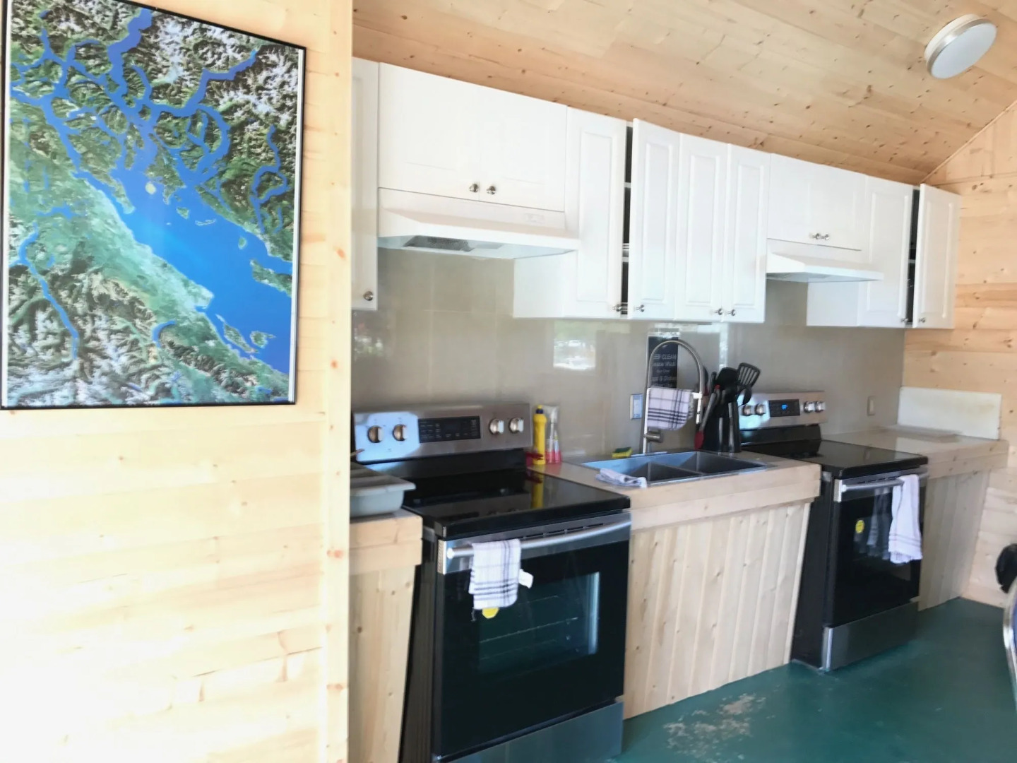 Canadian Princess Lodge & Marina