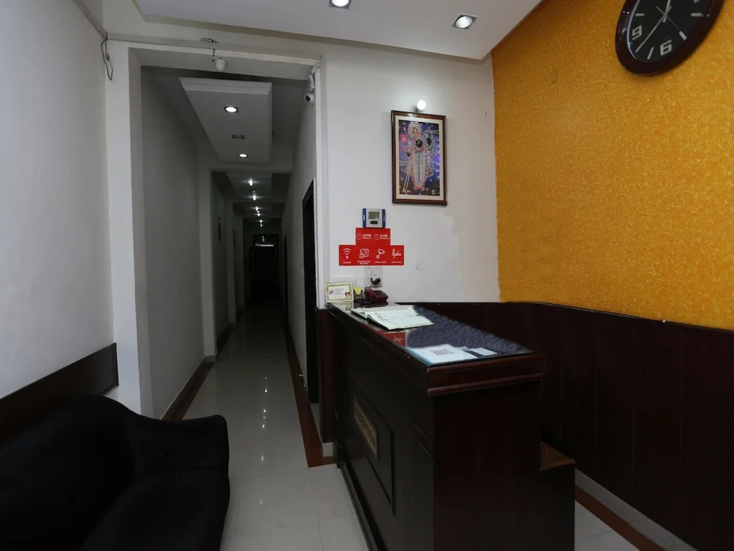 OYO 15481 Hotel Star