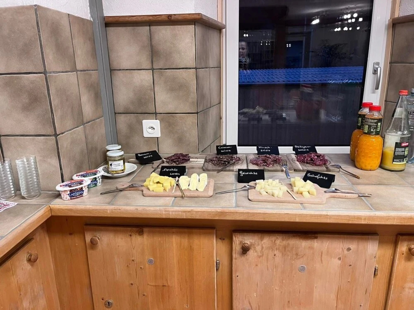 Chrona Bed & Breakfast