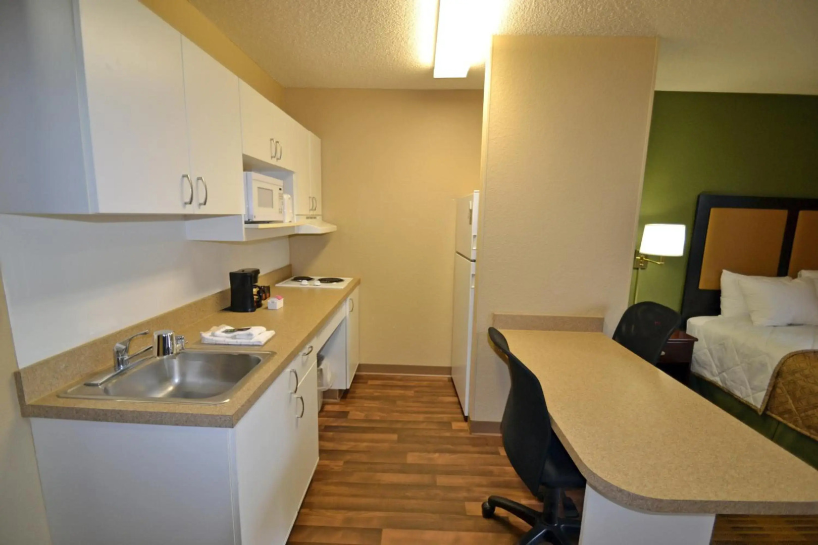 Extended Stay America Suites Toledo Holland