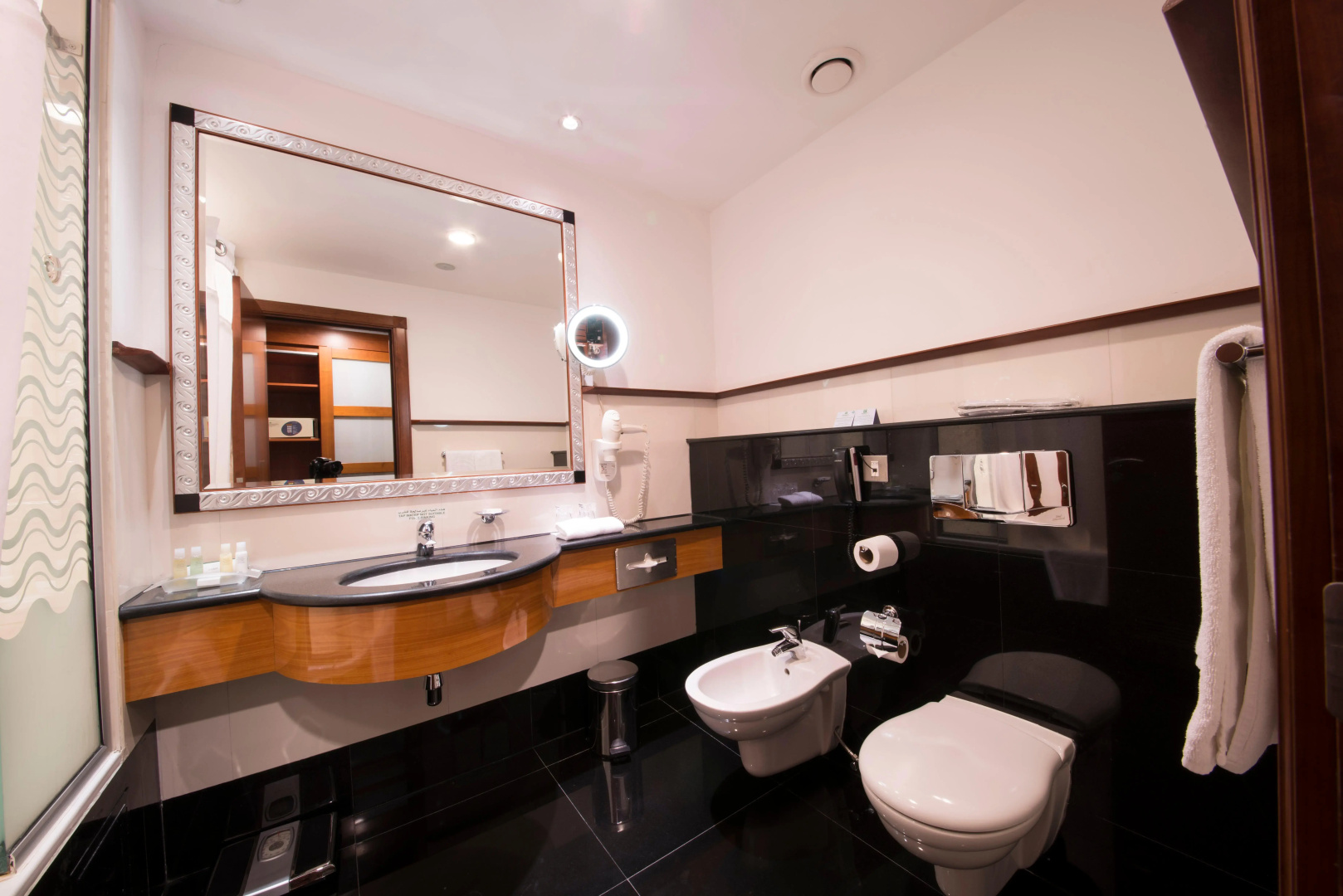 Holiday Inn Kuwait by IHG