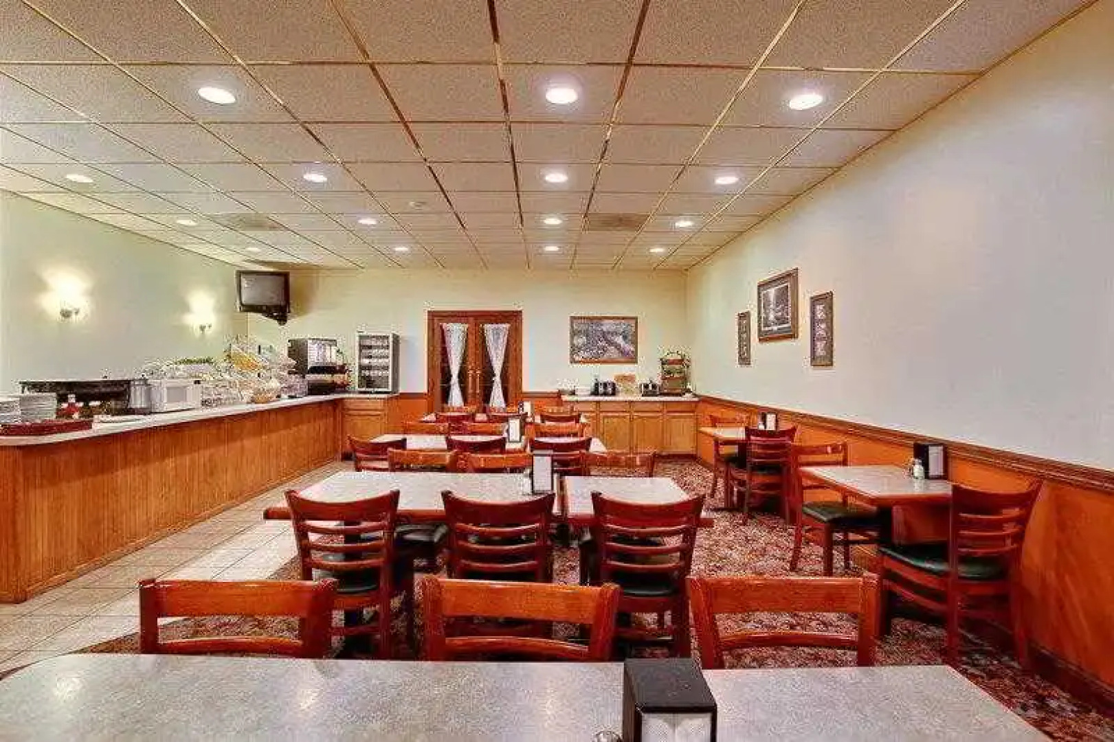 Country Inn & Suites By Carlson, Fergus Falls, Mn