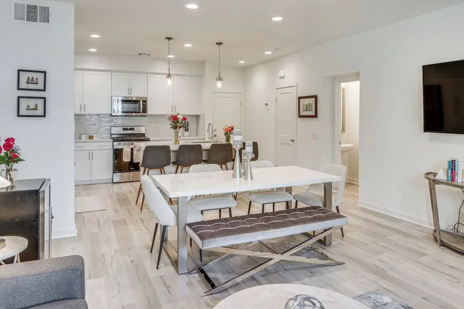 Quiet Simi Valley Home w/ Patio & Pool Access!