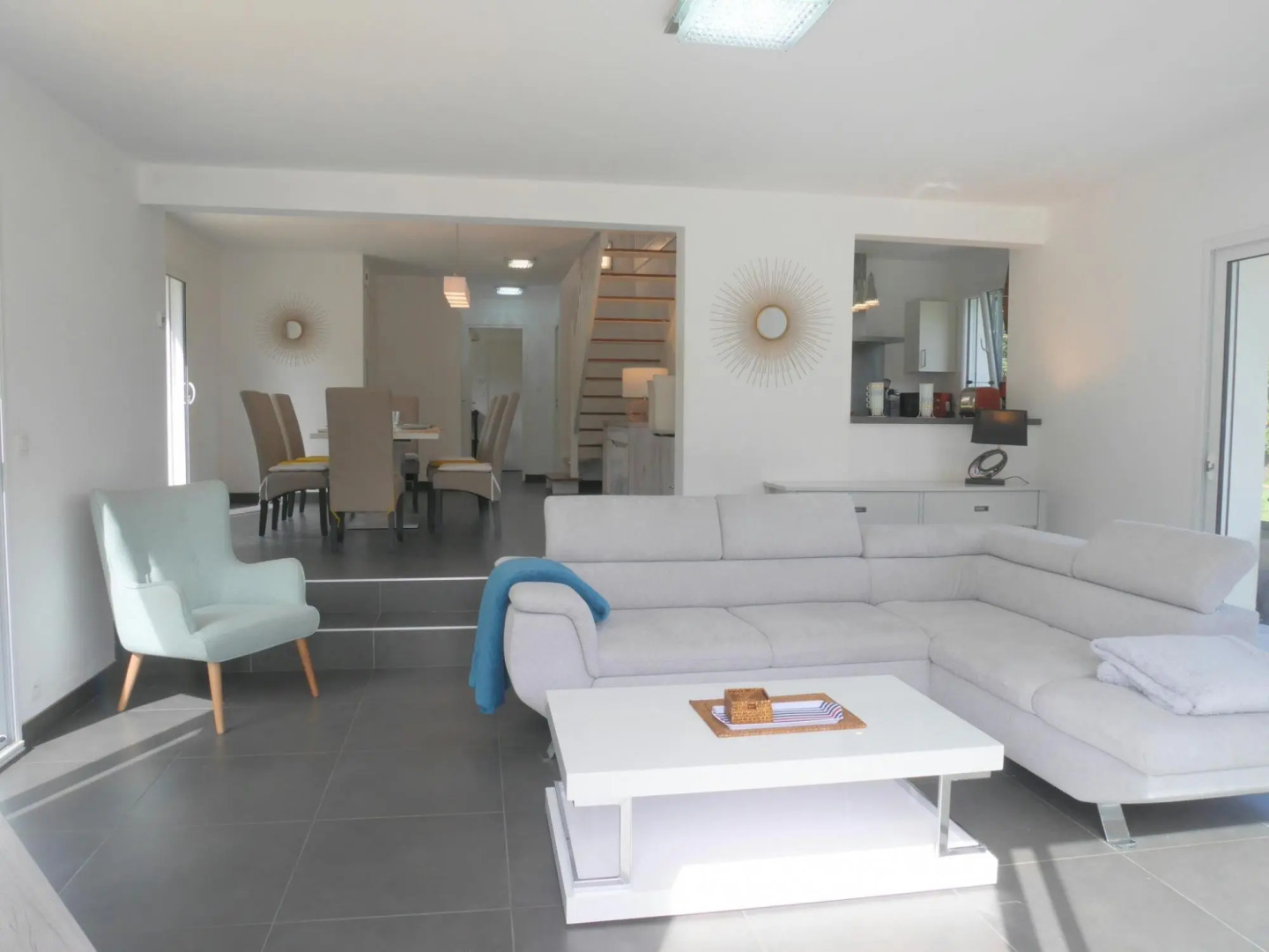 Comfortable Holiday Home With Partial sea Views, Douarnenez-treboul