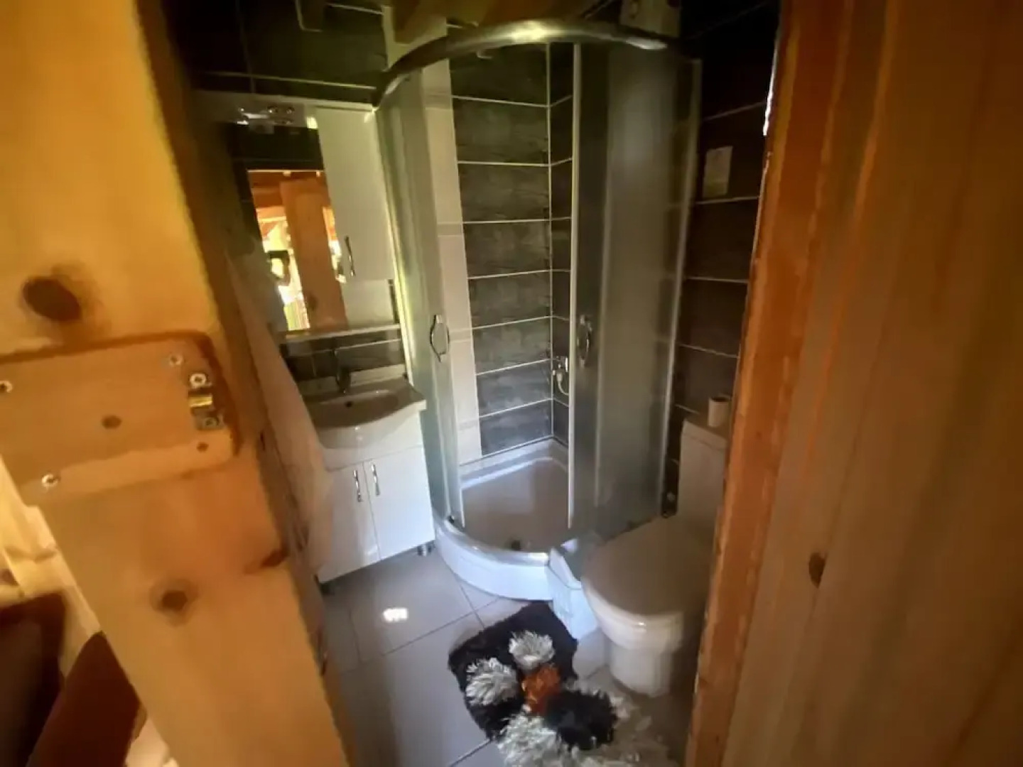 Nesilce Tatil Köyü