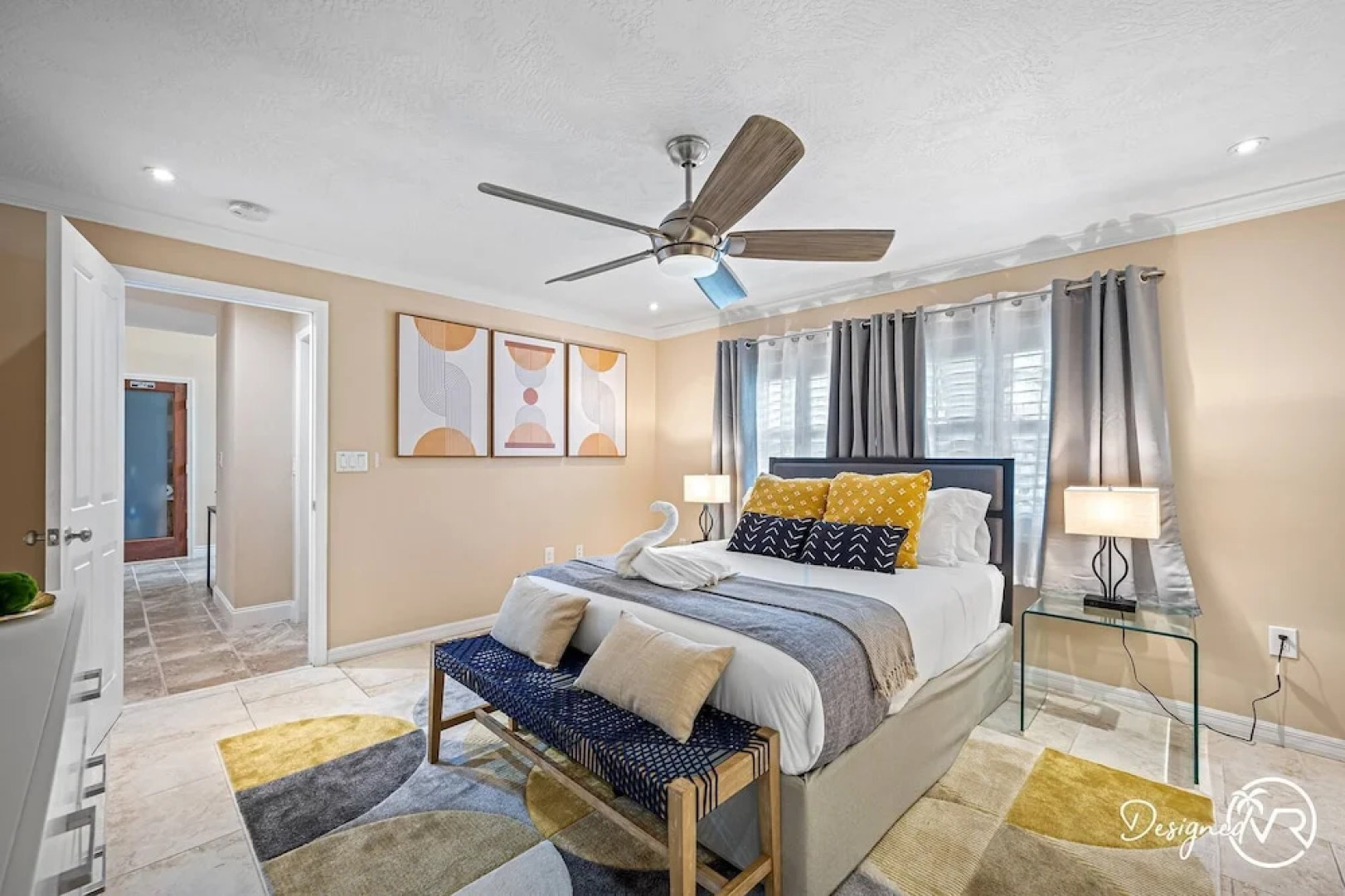 8BR Villa with Heated Pool Near Beach