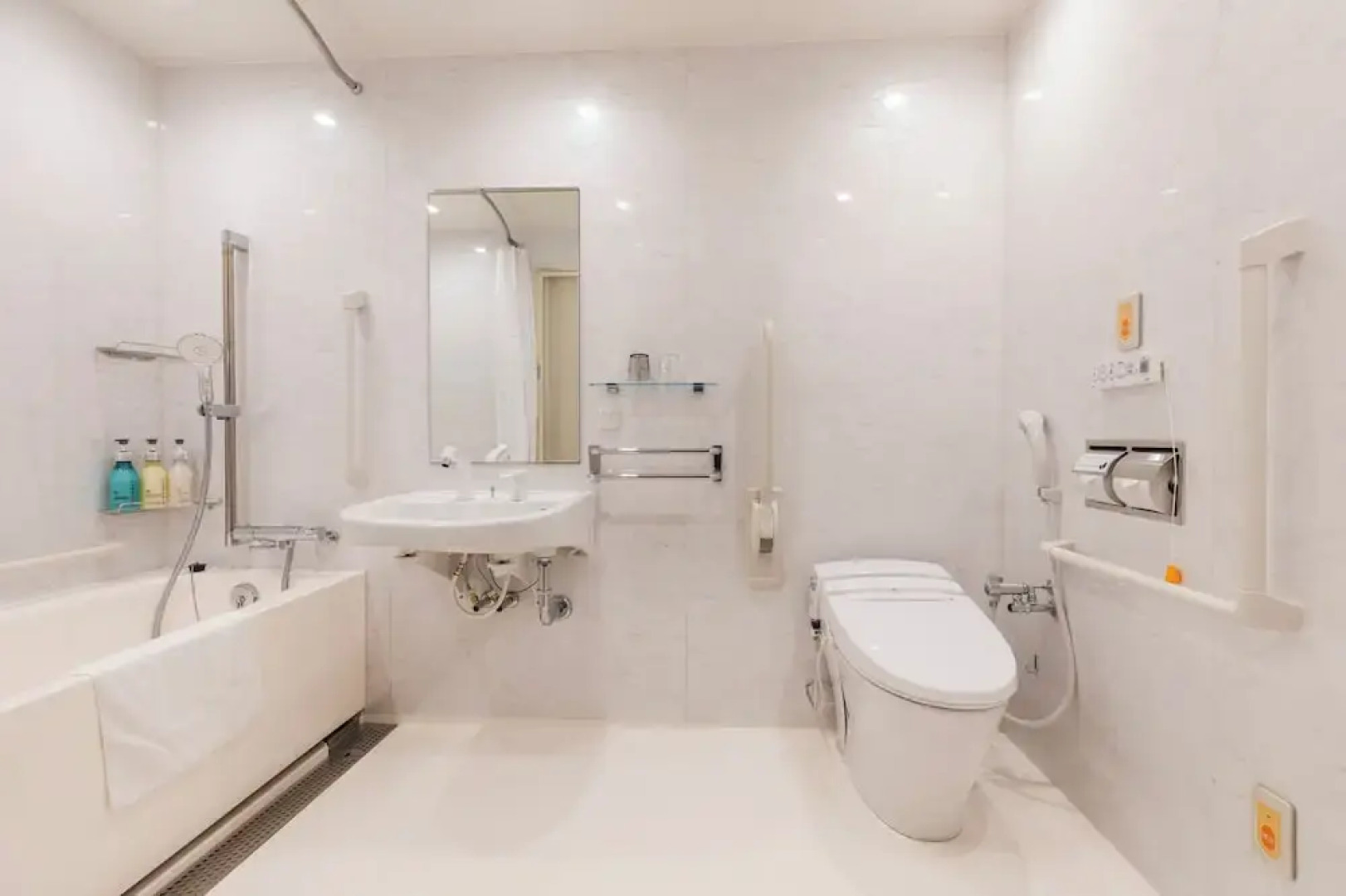 Sotetsu Hotels The Splaisir Yokohama