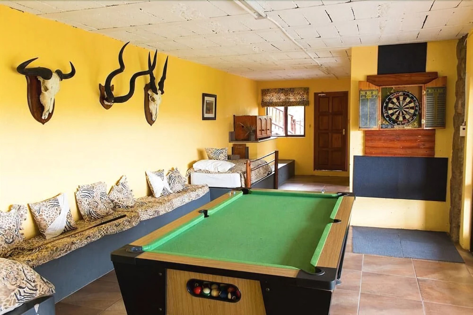 Mabalingwe Uzuri Game Lodge