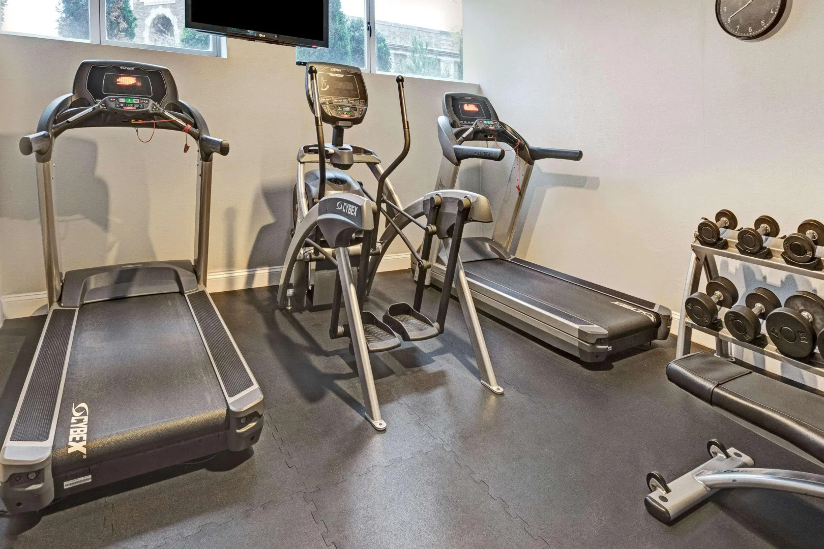 Wyndham Garden Long Island City Manhattan View Hotel