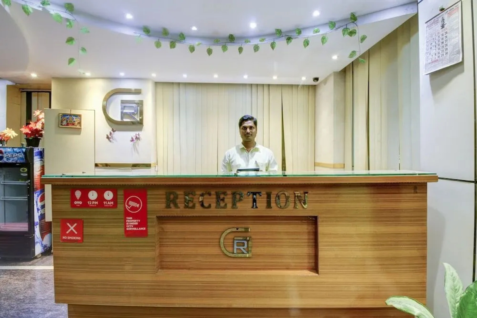 Oyo 28047 Hotel Galaxy Residency