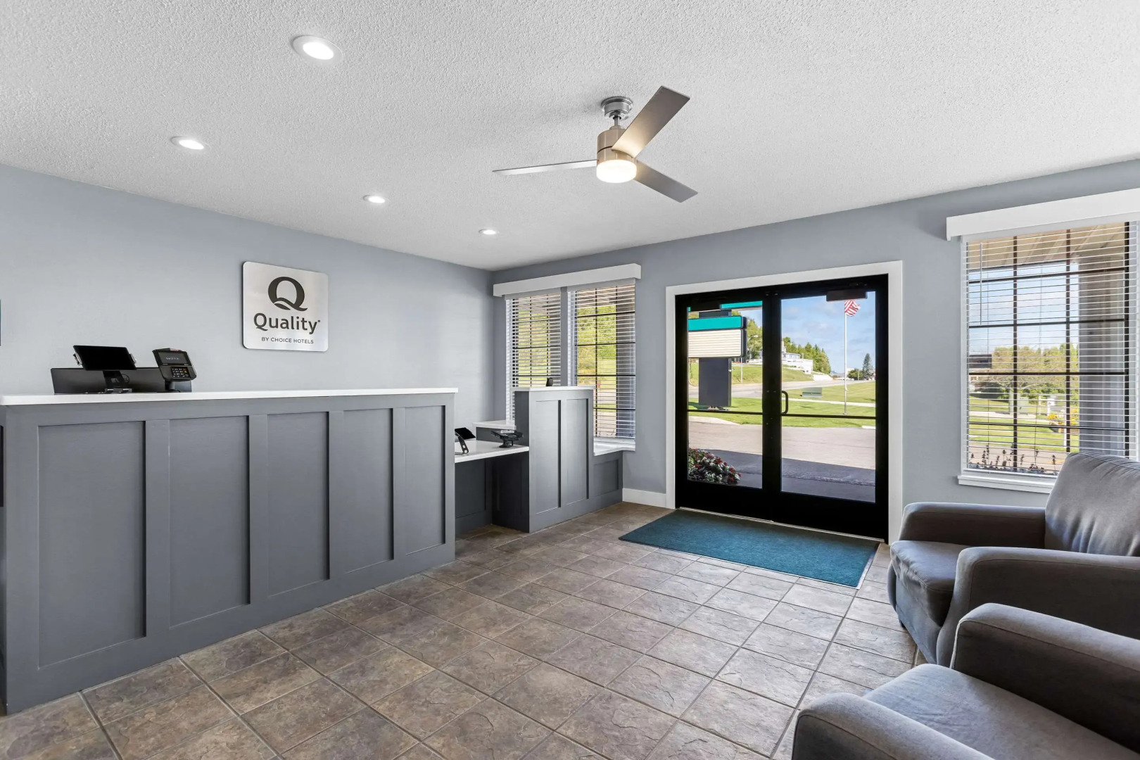 Quality Inn Lakefront