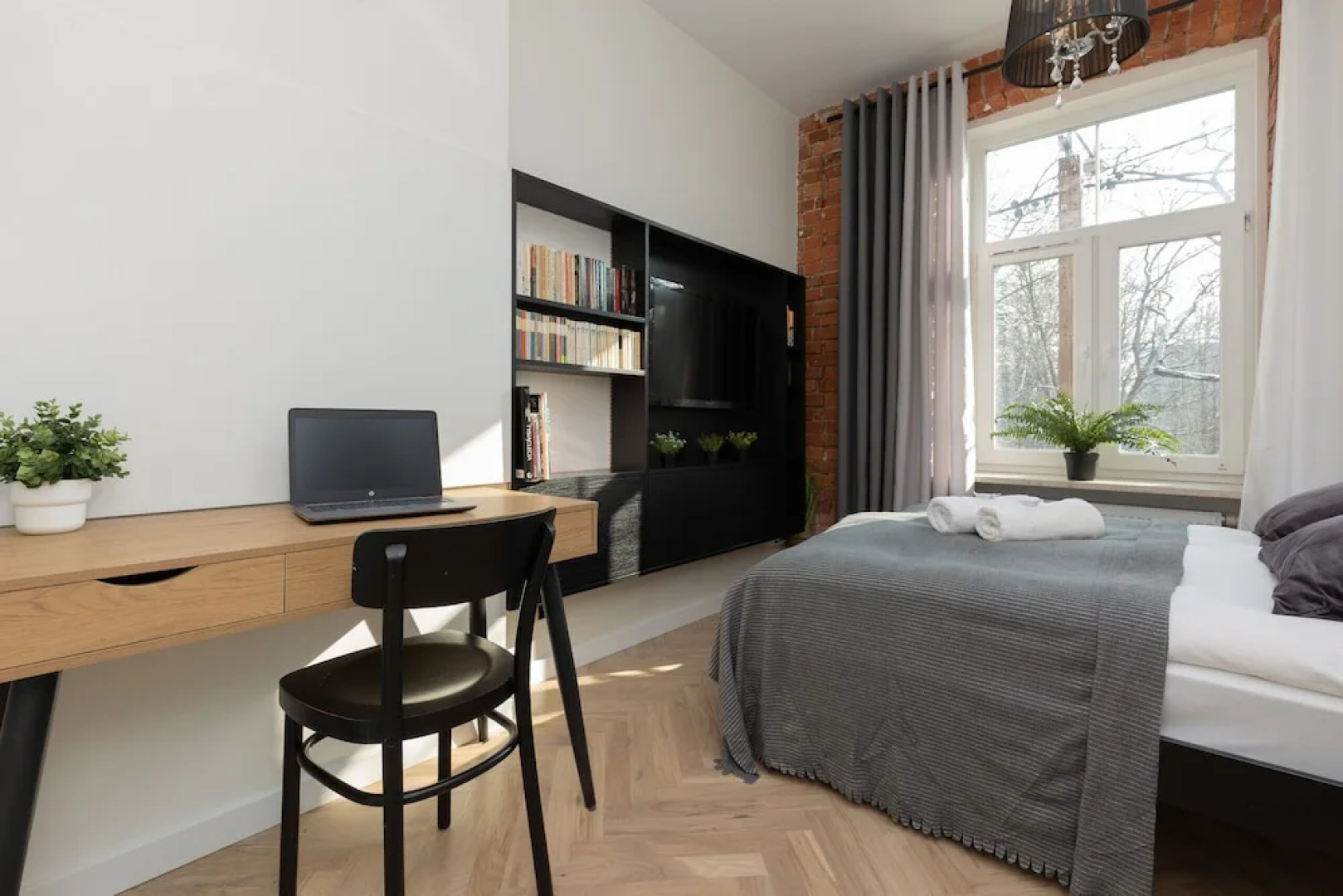 Warsaw Pruszków Apartment by Renters