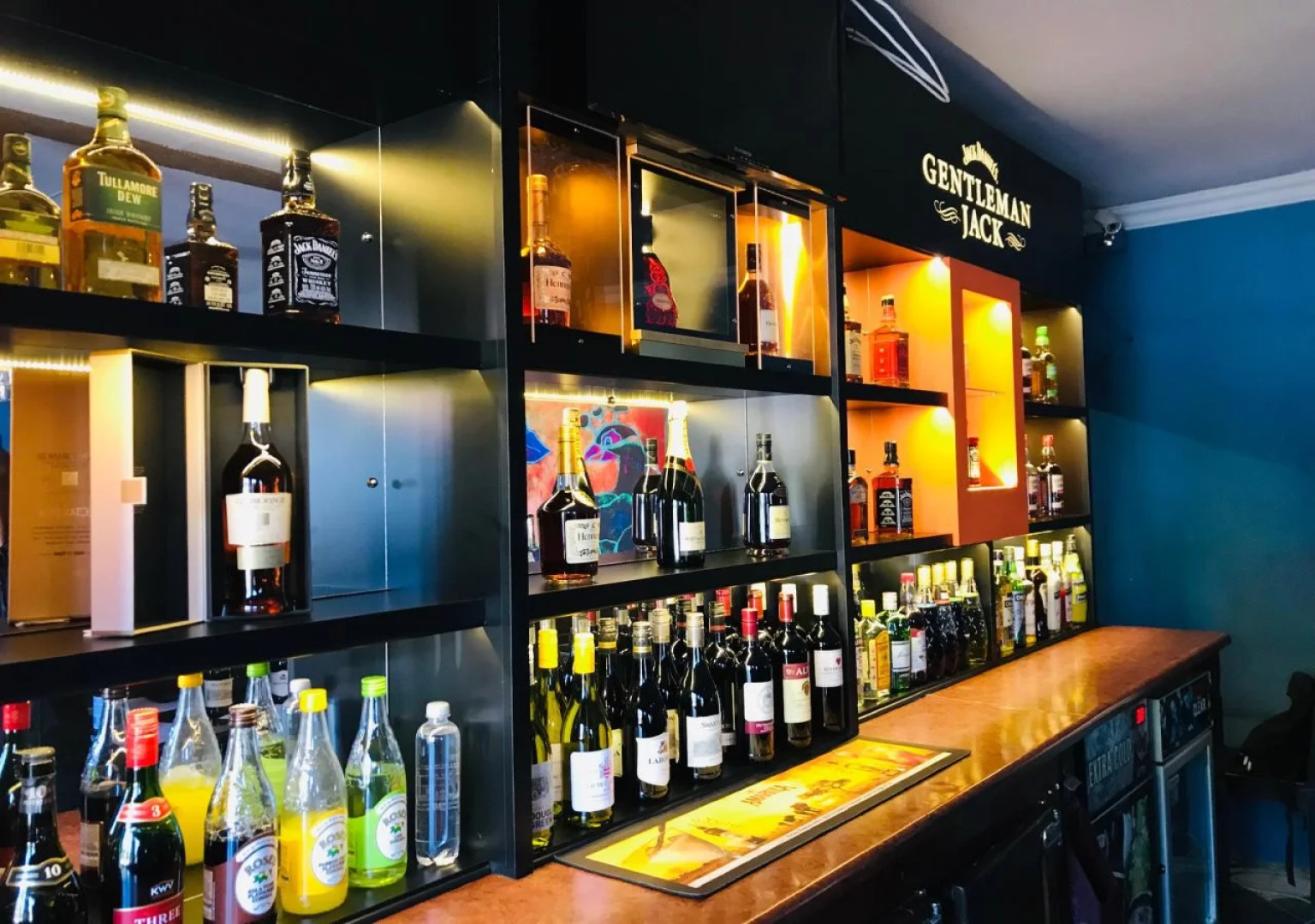 Elephant Springs Hotel