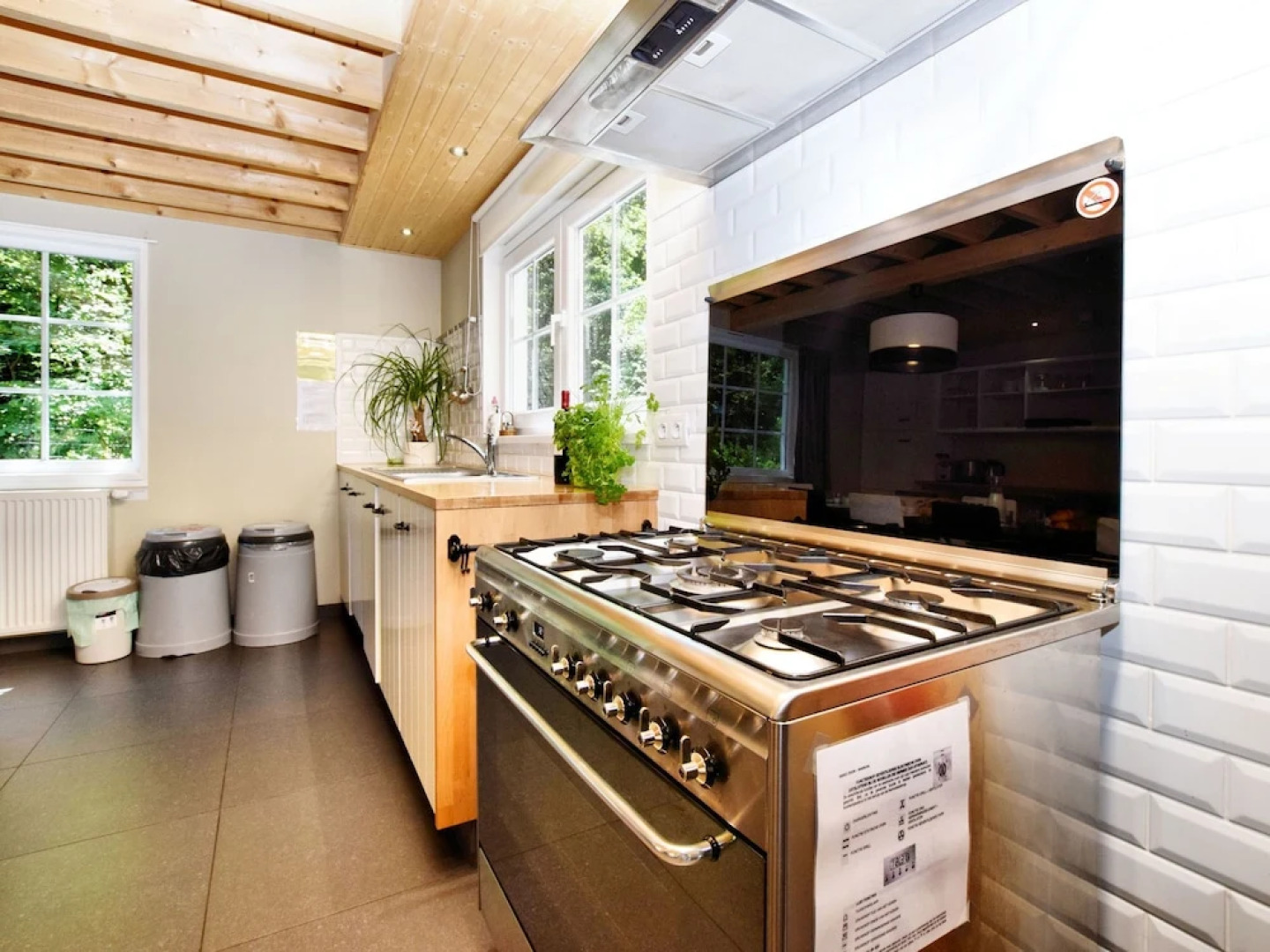 Cozy Chalet in Soy with Sauna