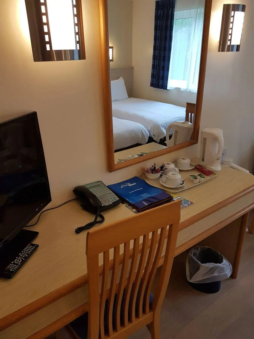 Travel Plaza Hotel