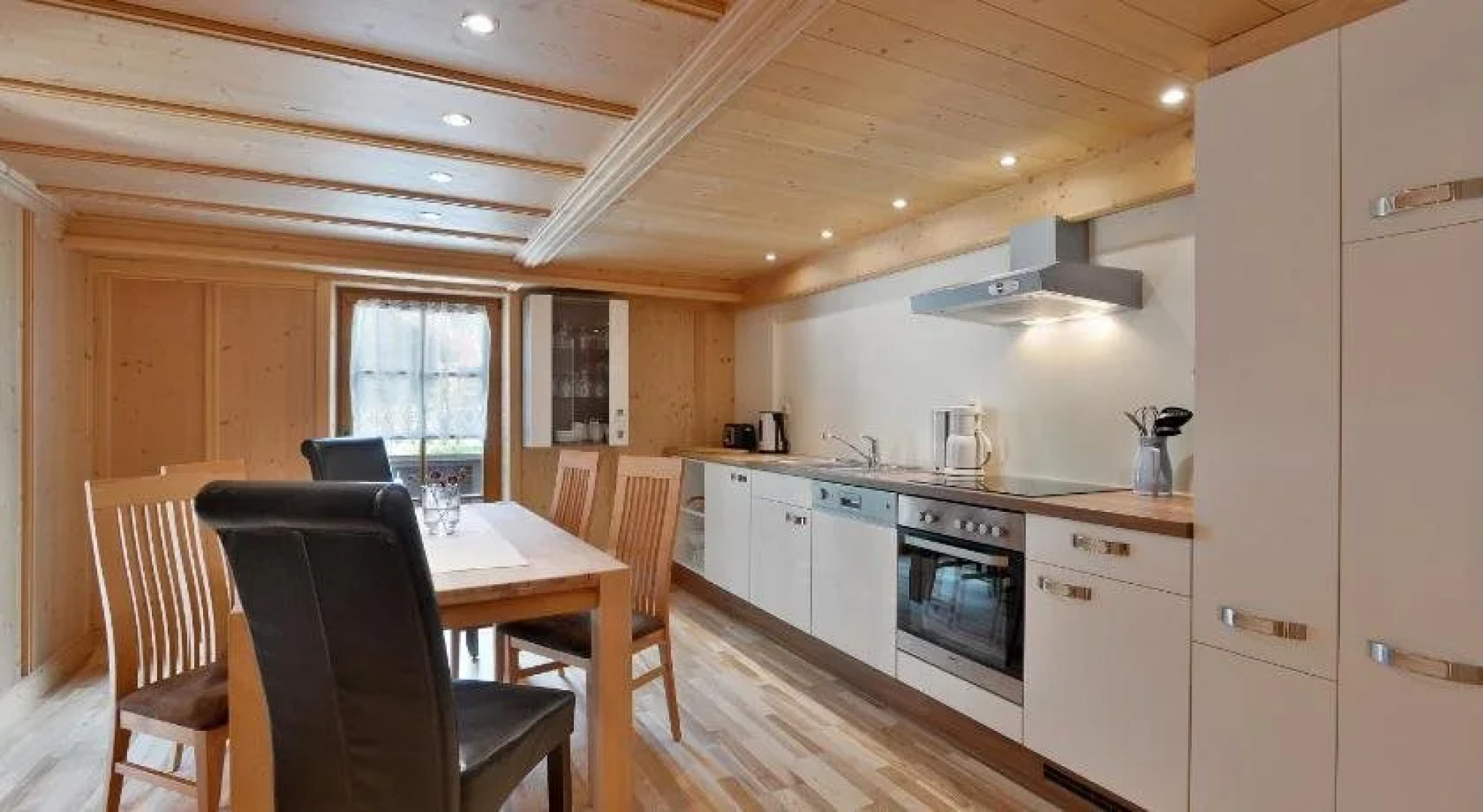 Ferienwohnungen-Gästehaus Altginzling