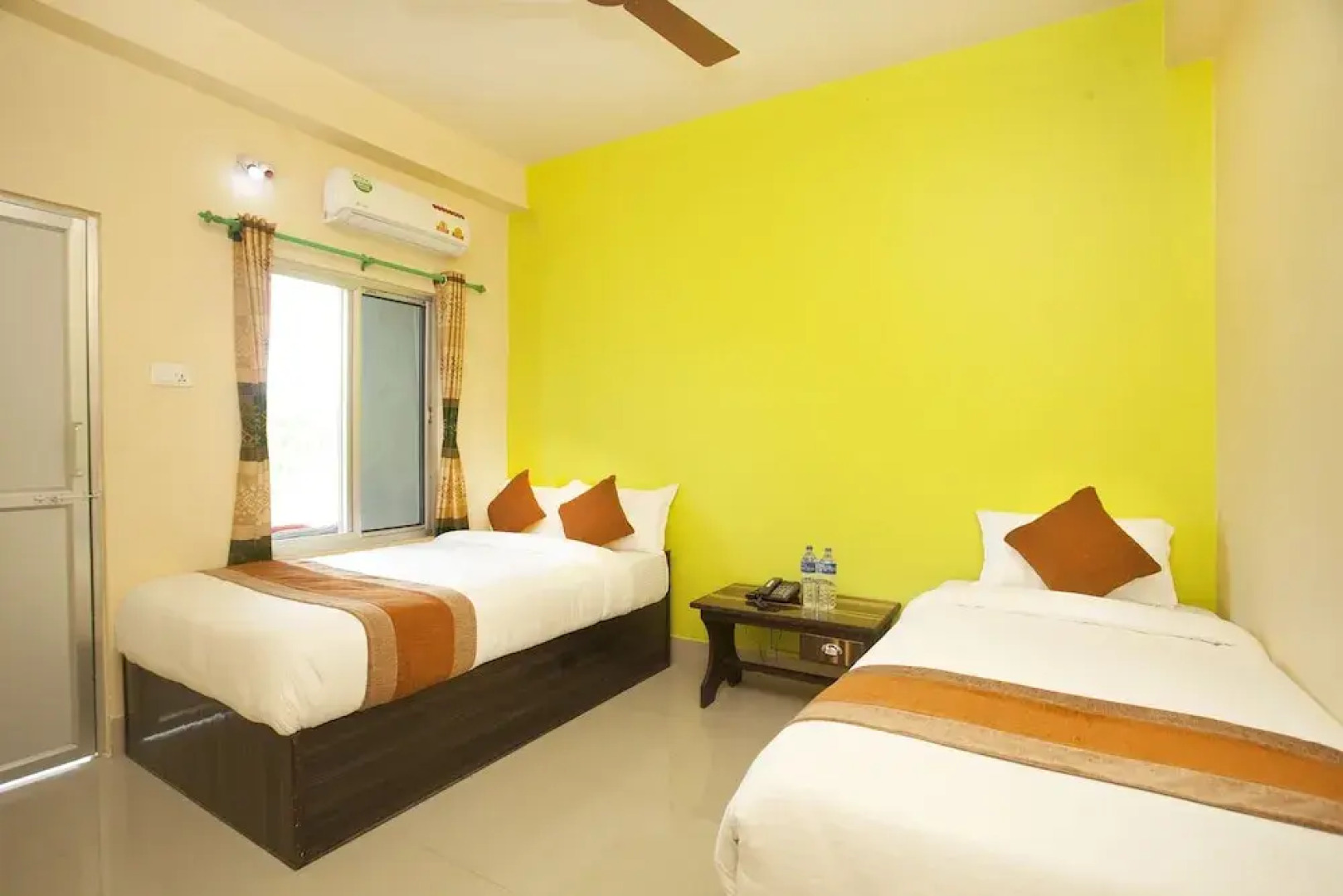 OYO 473 Hotel Jungle Palace