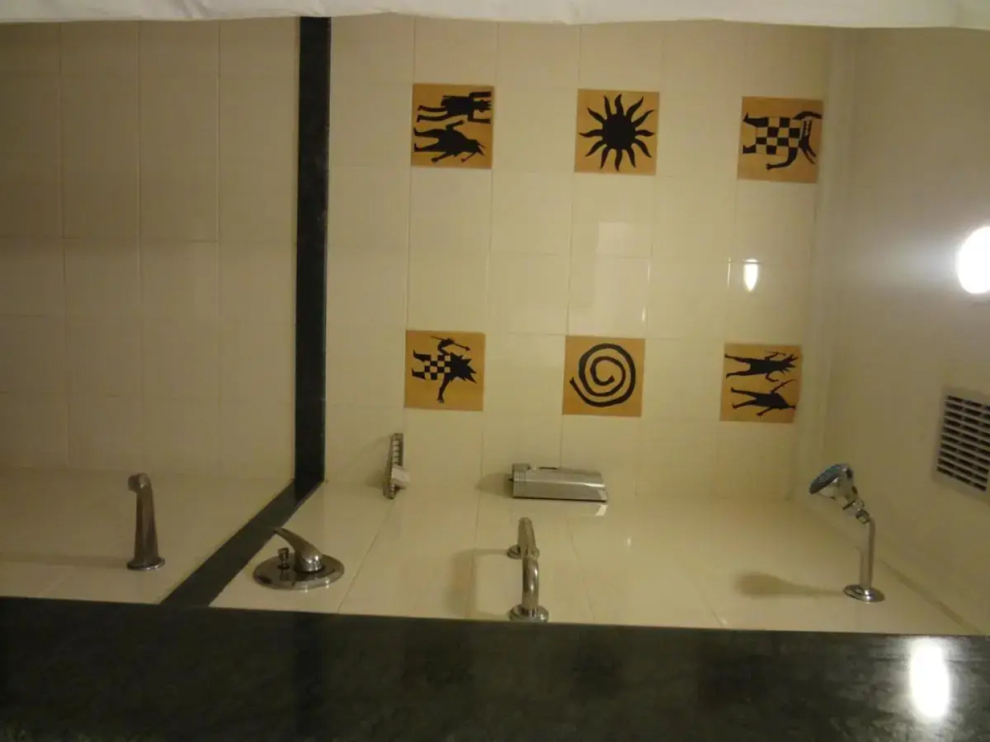 Lemon Tree Hotel, Ahmedabad