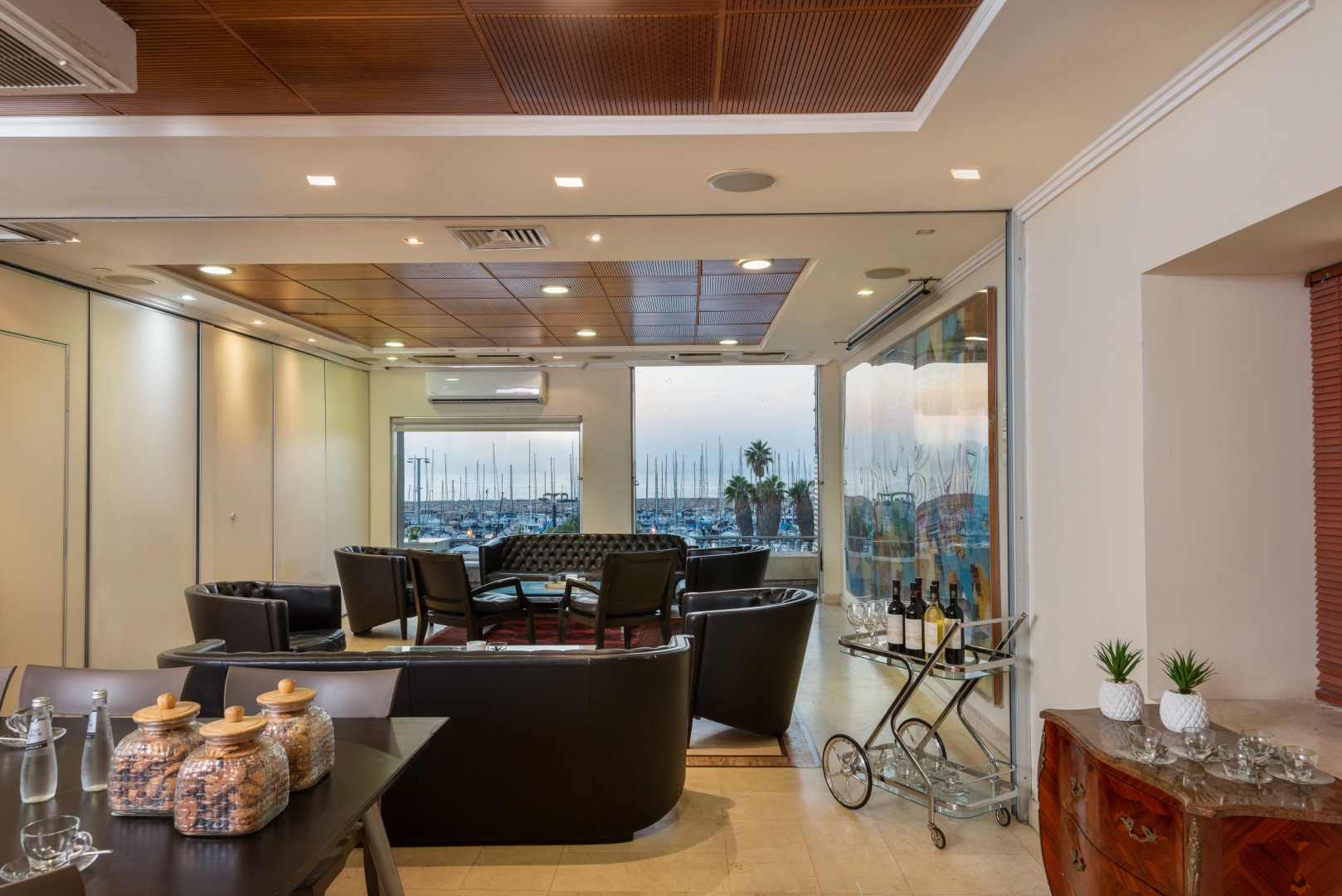 Leonardo Gordon Beach