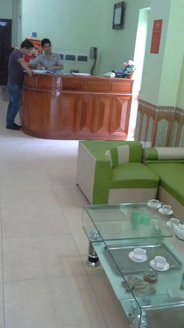 Avi Transit Hotel