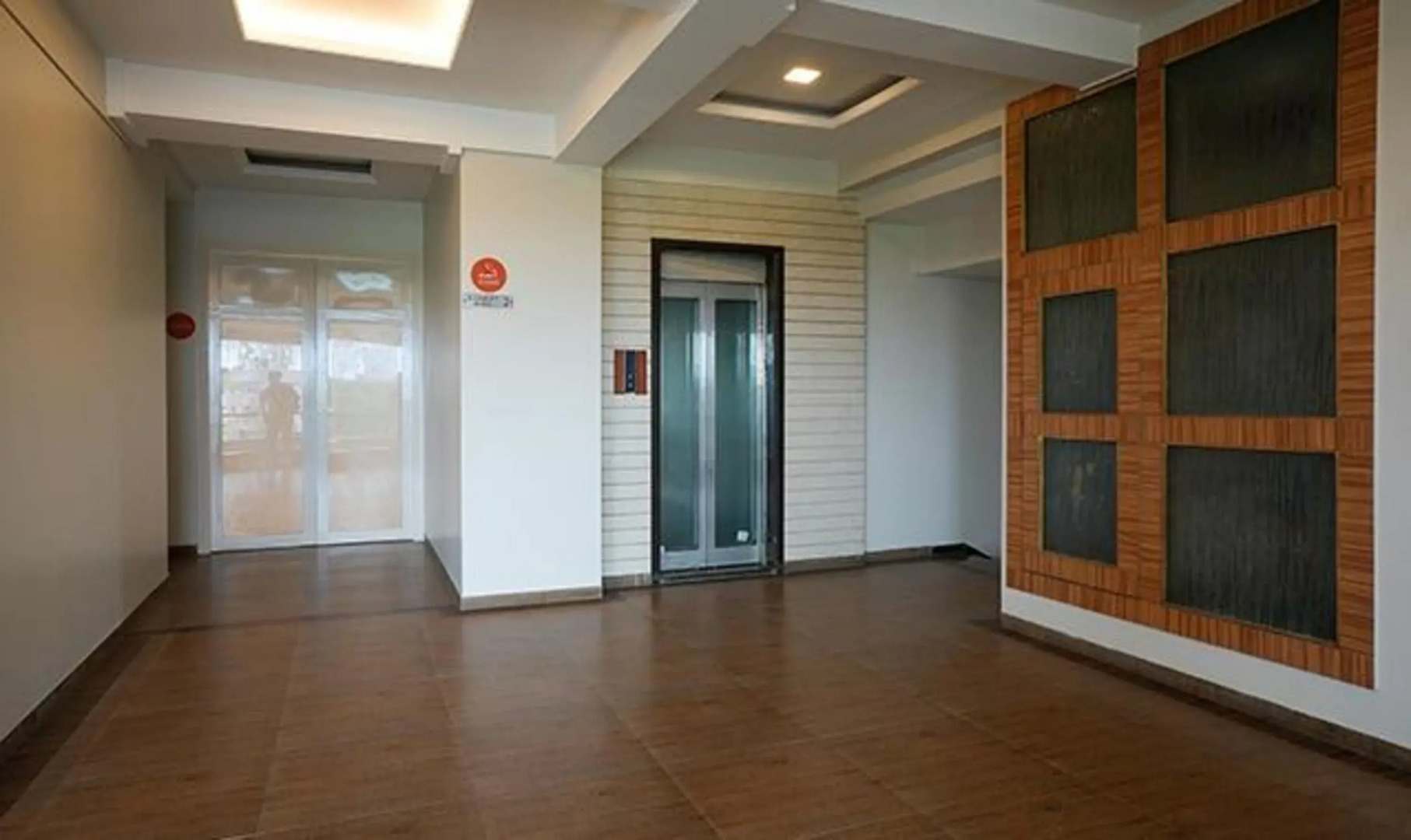 Rester Select Chakan