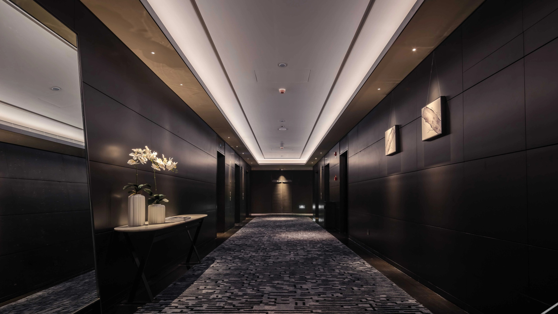 Wellton Royal Garden Hotel