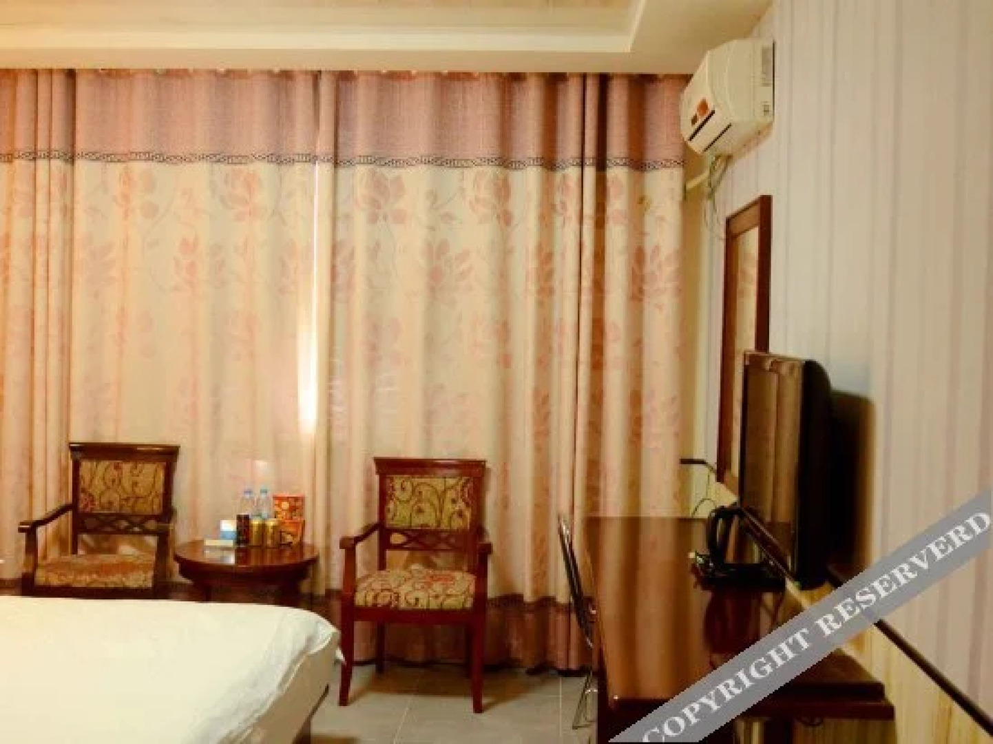 Yaxing Express Hotel