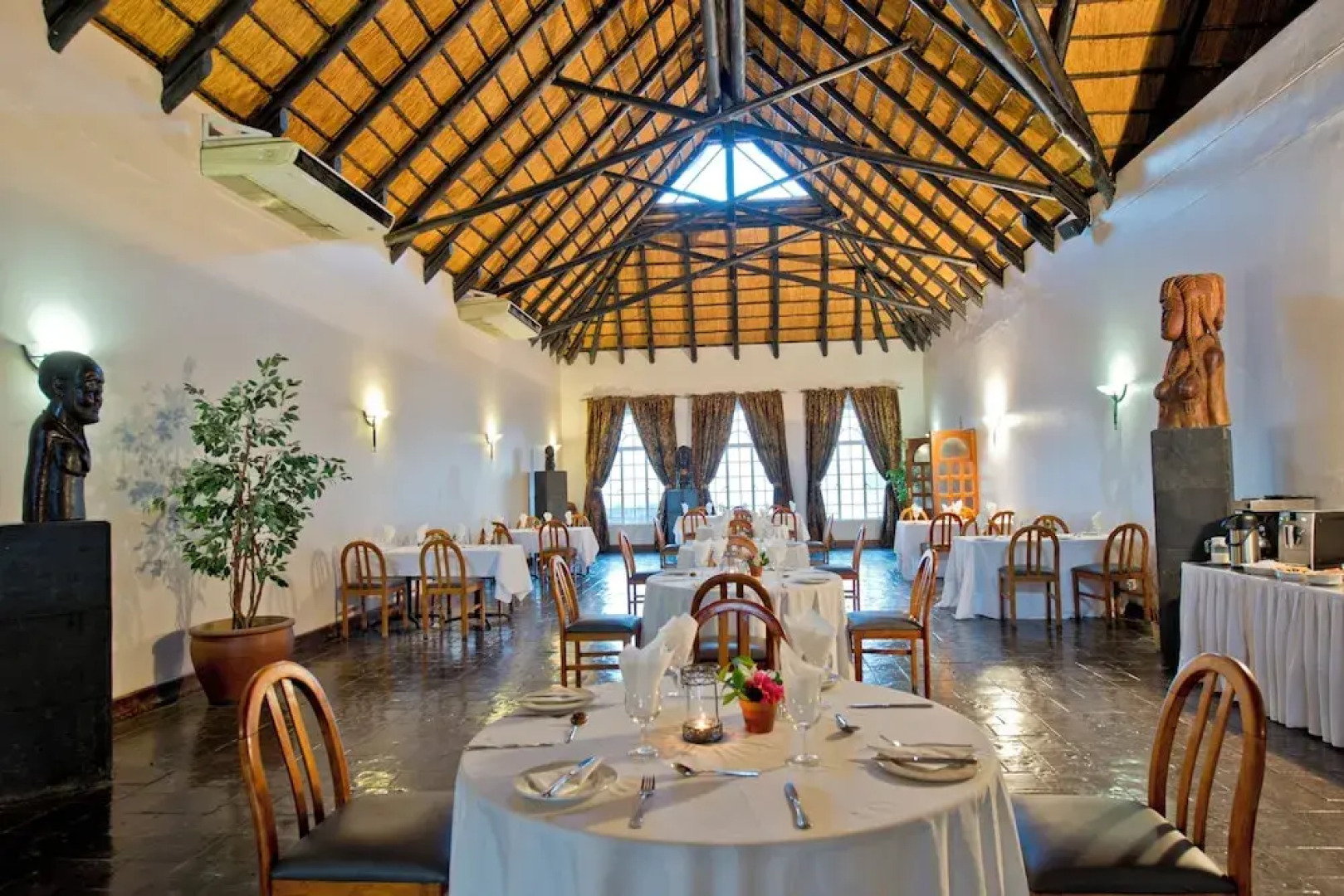 Oshakati Country Lodge