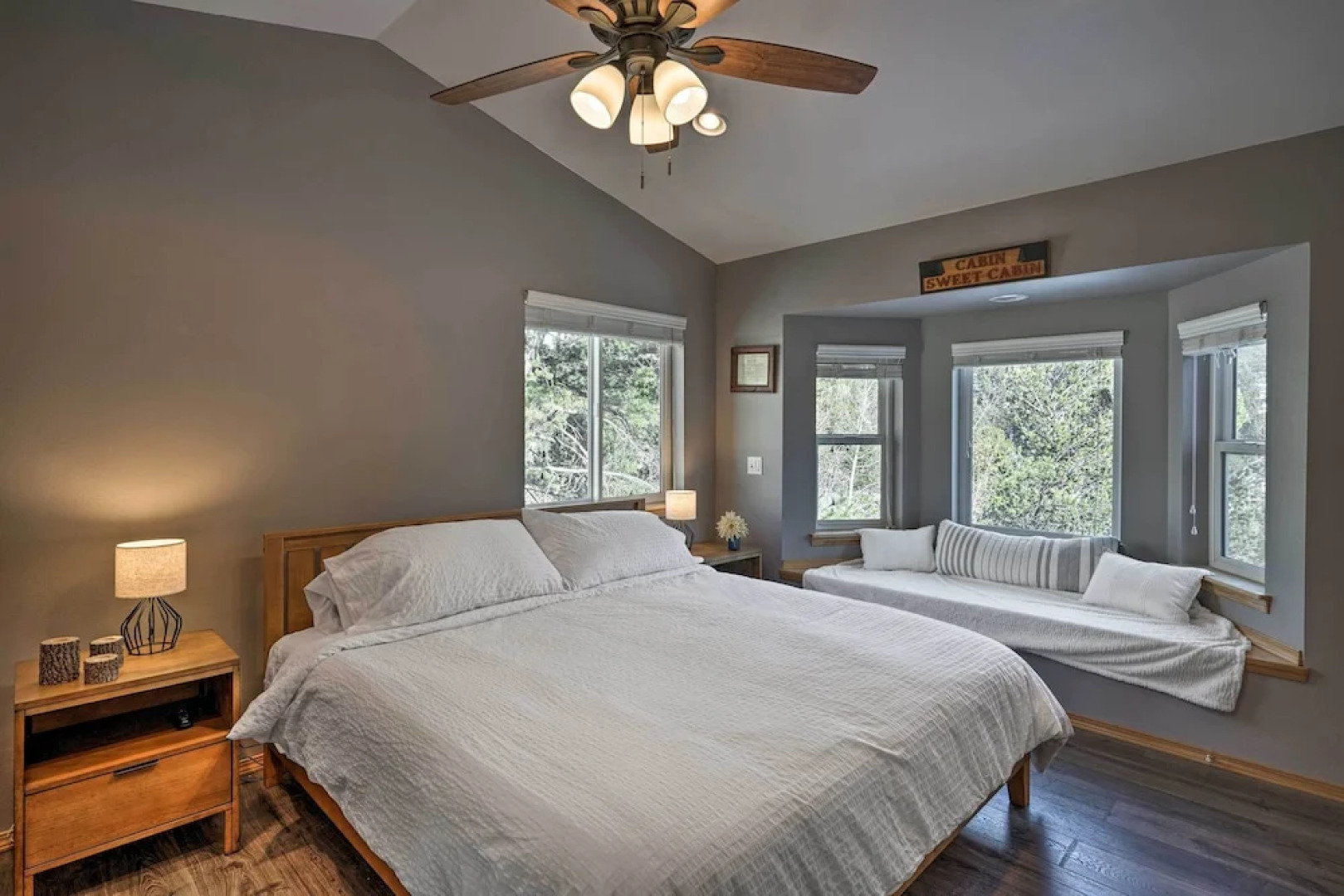 Hot Tub, Deck & Grill: Mtn-view Divide Cabin