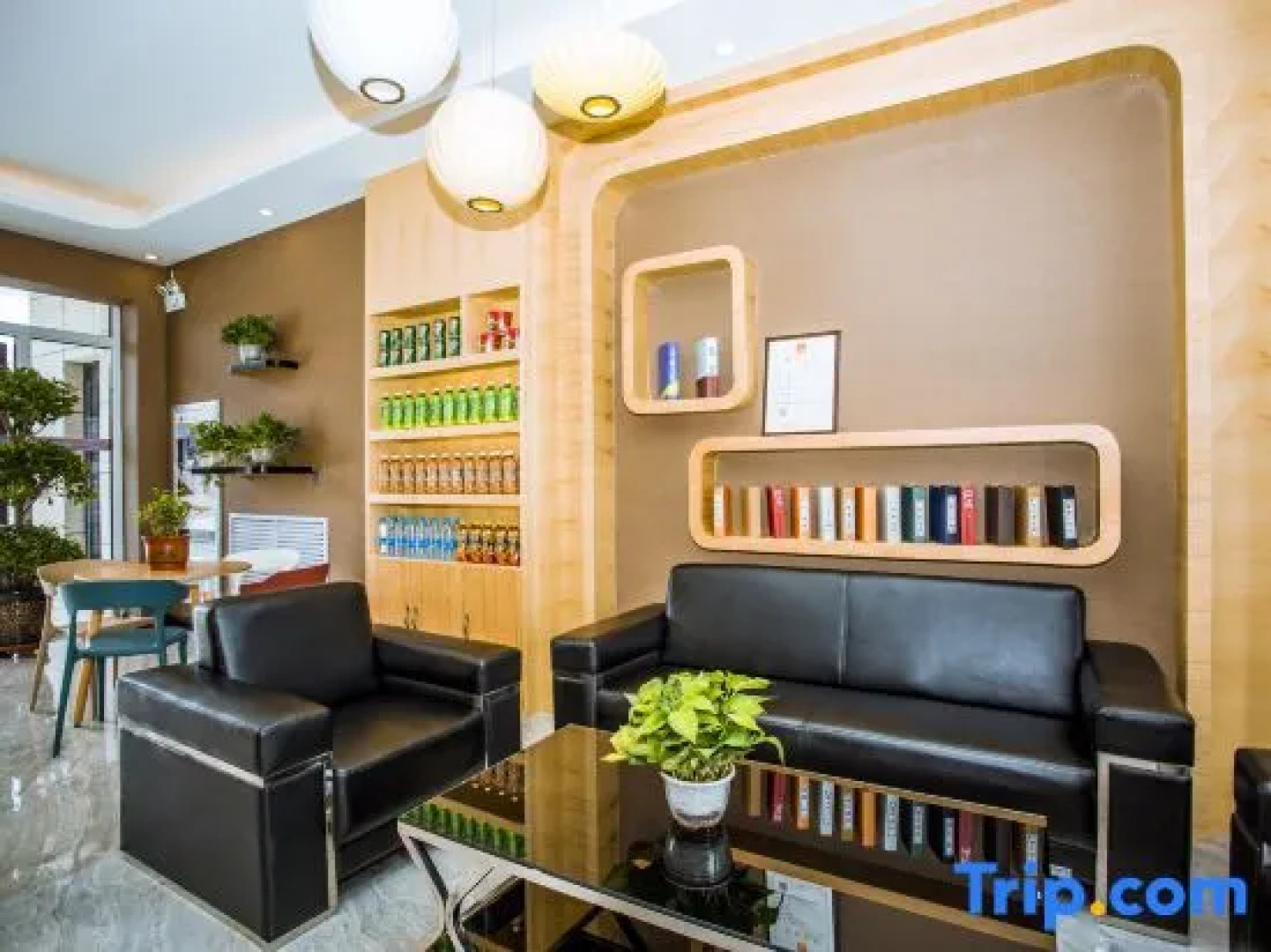 Pin Ai Boutique Hotel