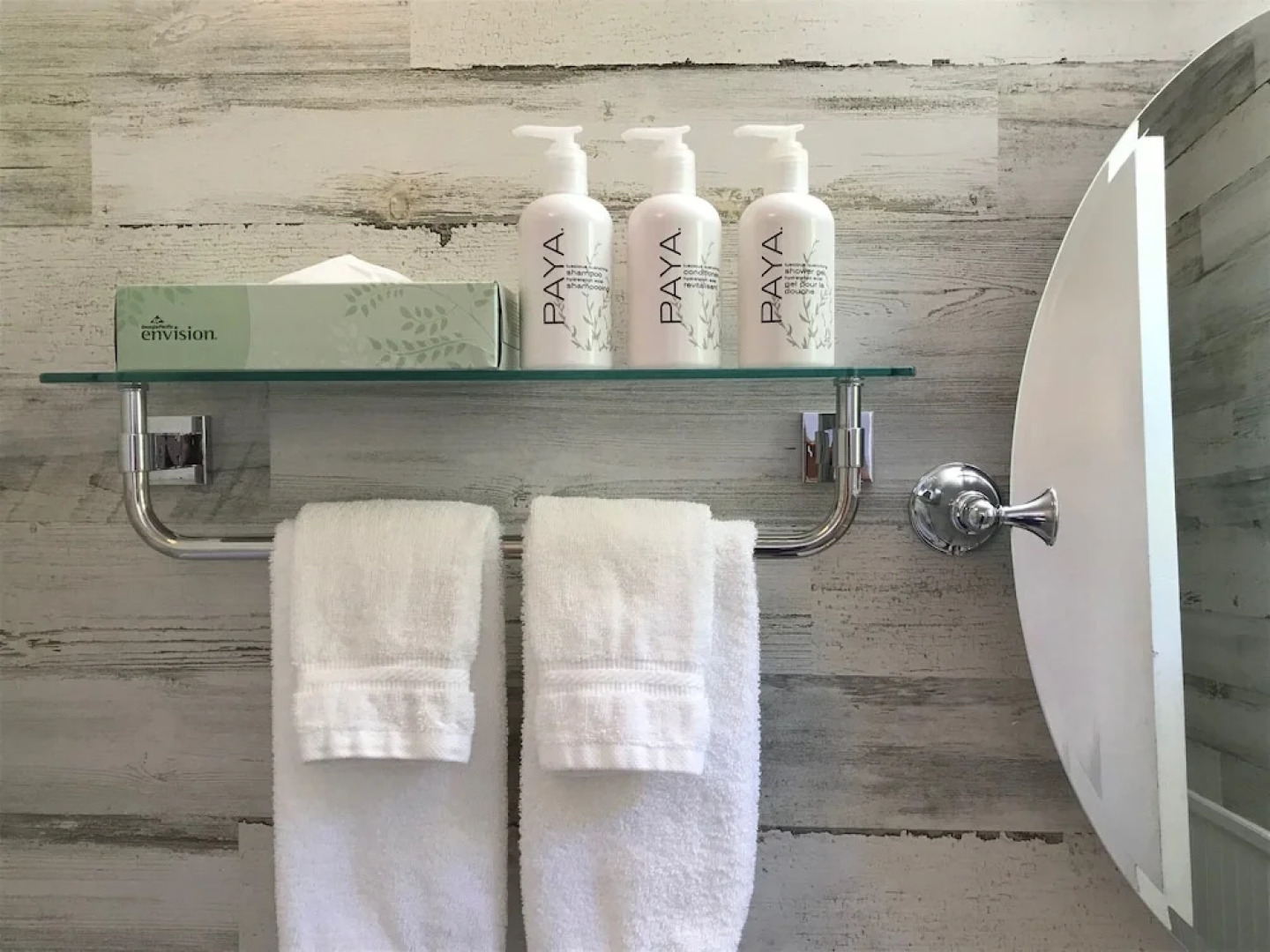 Isleview Motel and Cottages