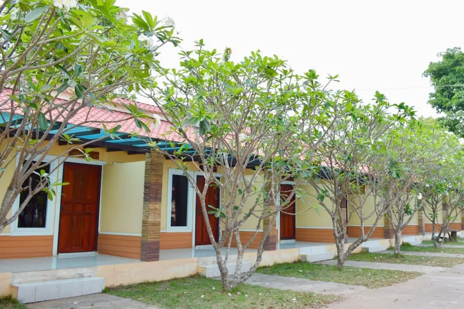 Rachiga Hotel Grand Resort