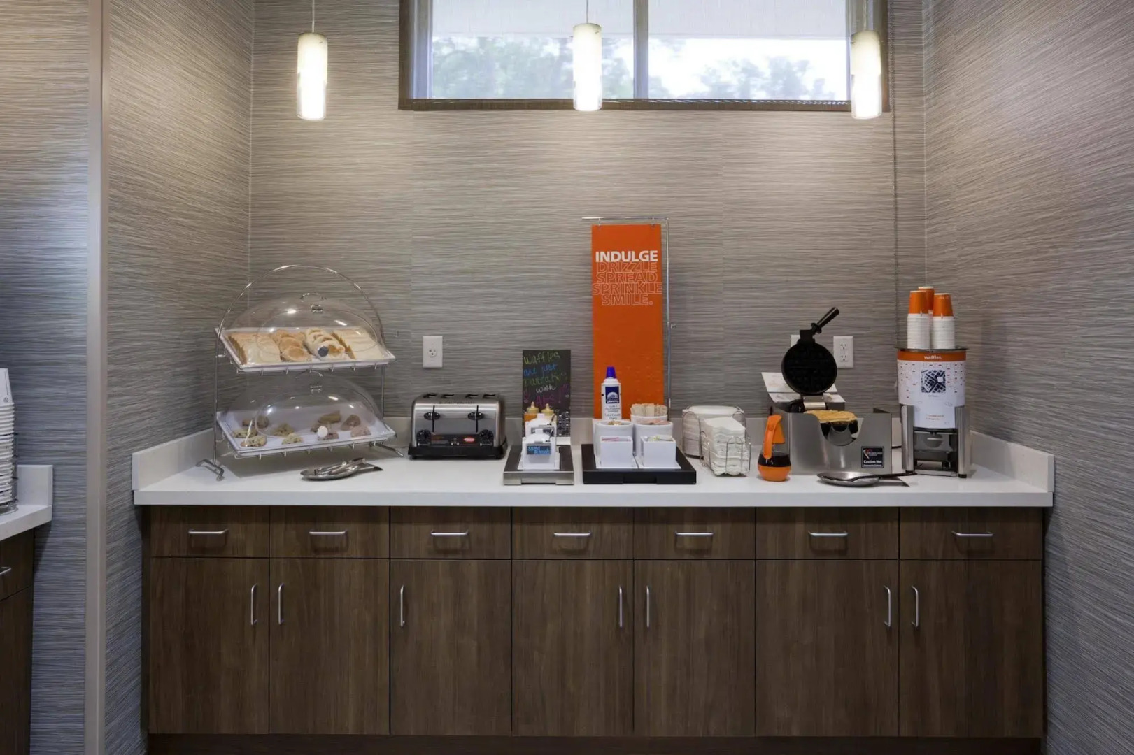 Hampton Inn Spicer Marina Area